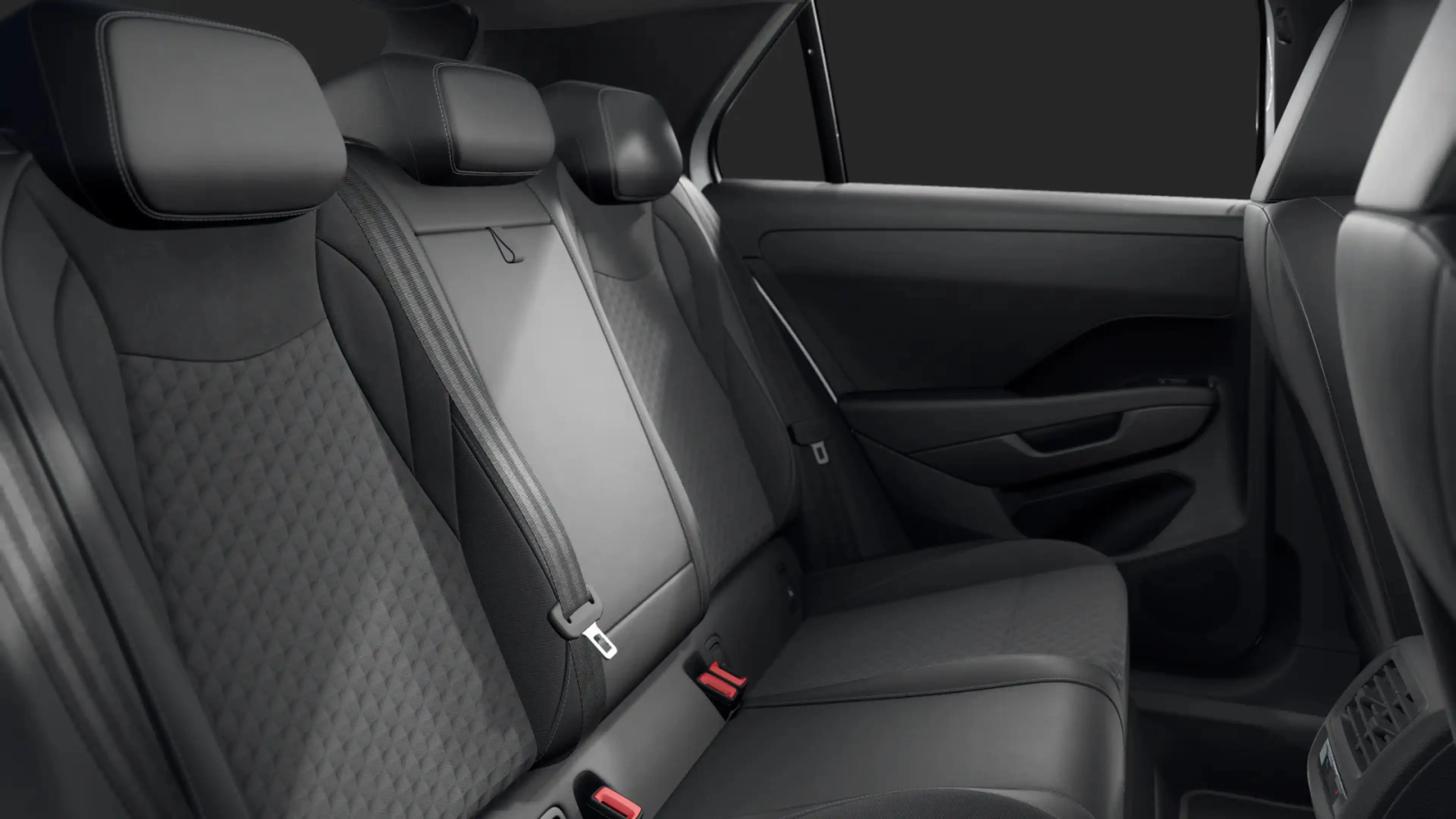 Volkswagen T-Roc R-Line 1.5 l eTSI OPF 110 kW (150 PS) 7-Ga — photo 11