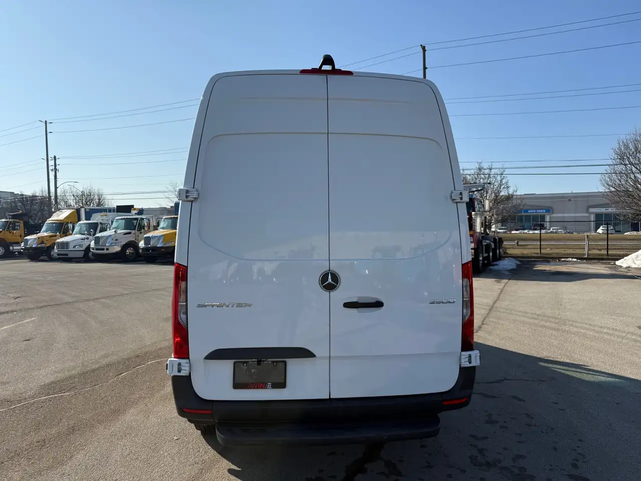 Mercedes-Benz Sprinter снимка Mercedes-Benz Sprinter