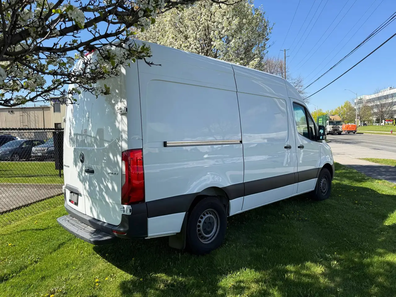 Mercedes-Benz Sprinter снимка Mercedes-Benz Sprinter