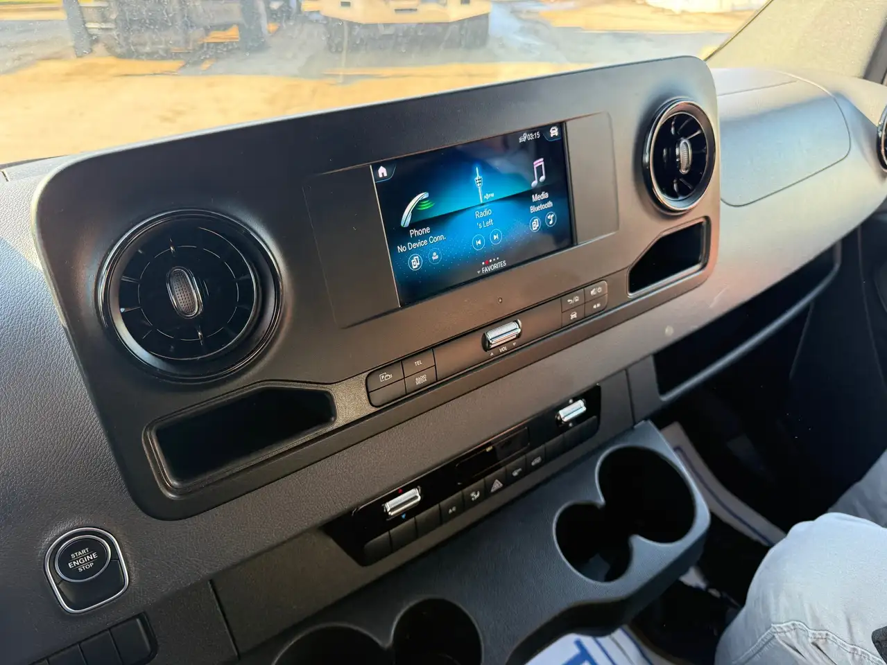Mercedes-Benz Sprinter снимка Mercedes-Benz Sprinter