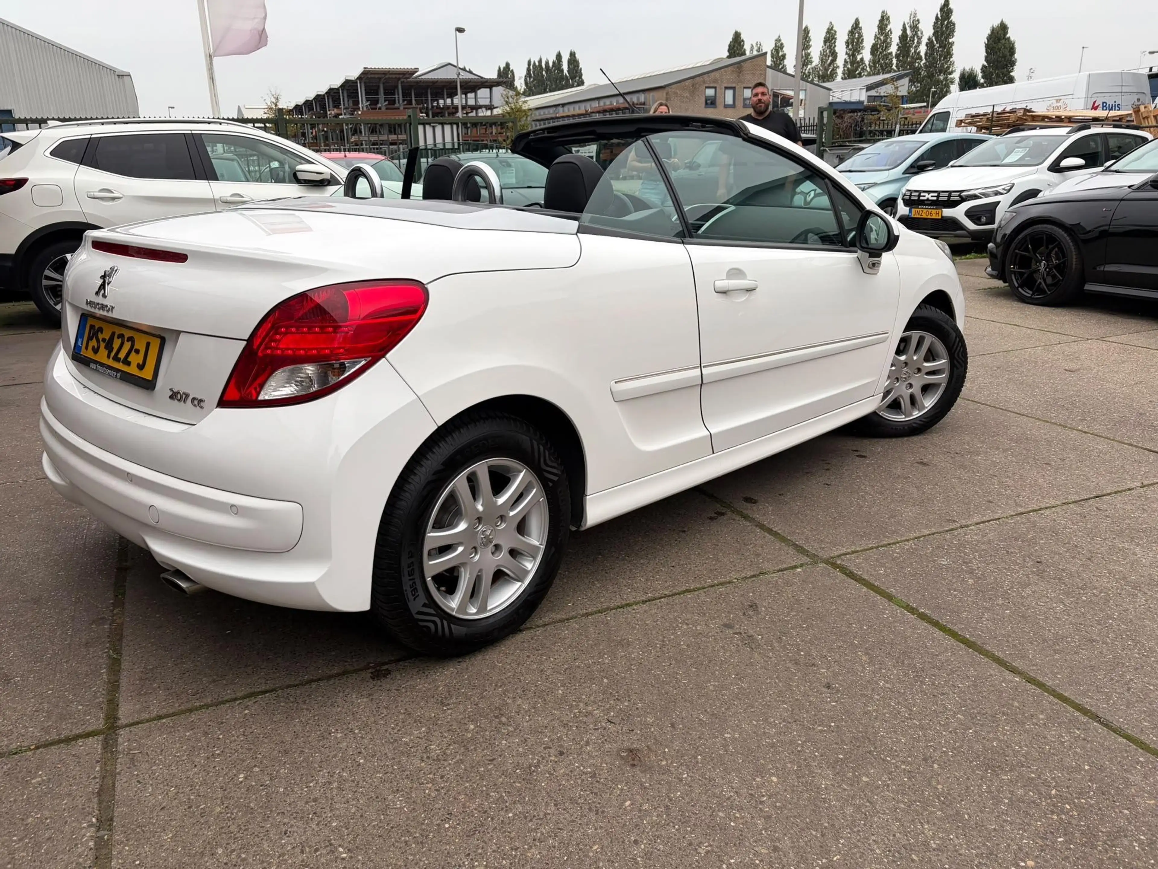 Peugeot 207 CC 1.6 VTi Airco, leder, pdc achter — photo 7