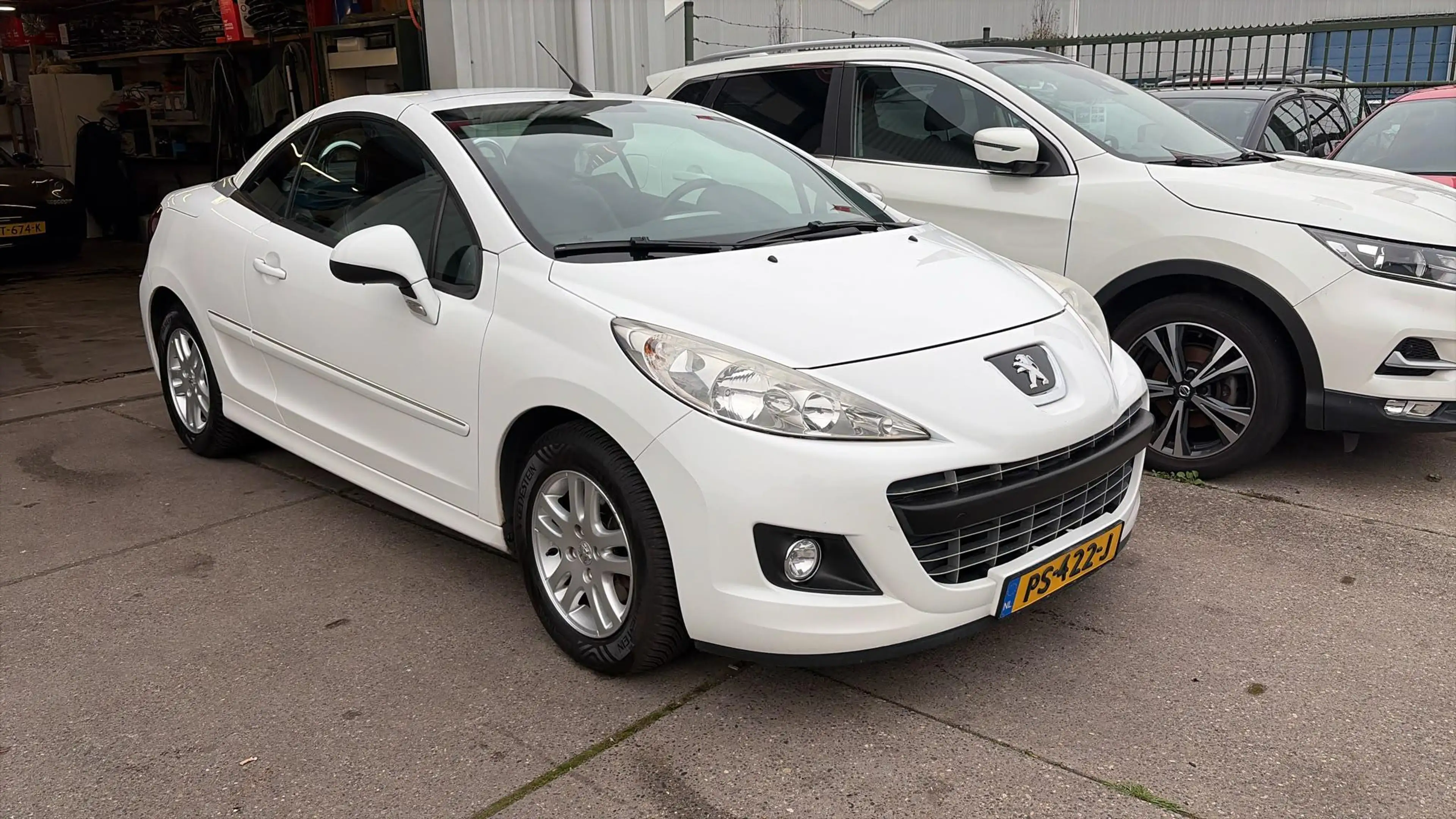 Peugeot 207 CC 1.6 VTi Airco, leder, pdc achter — photo 15