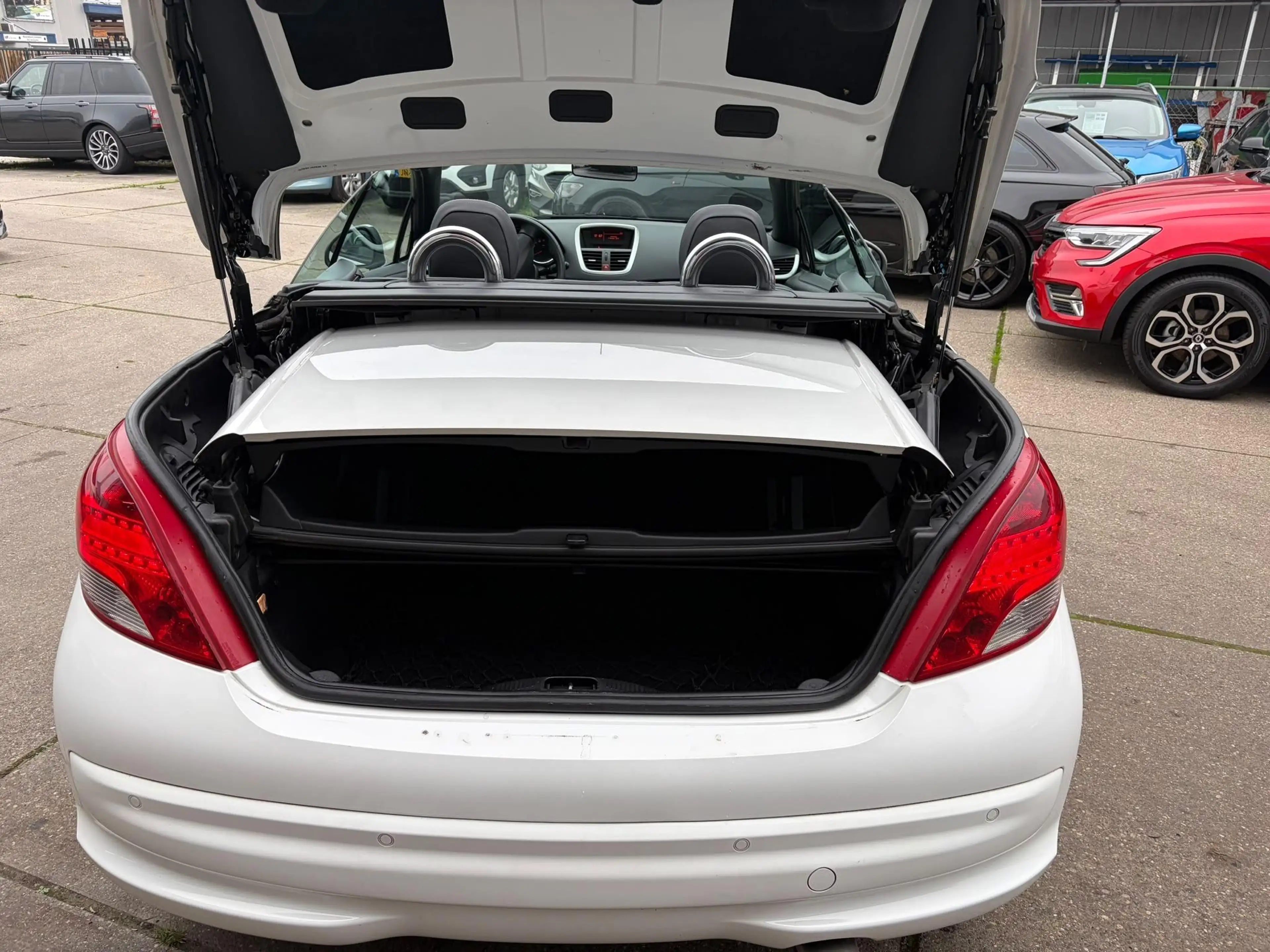 Peugeot 207 CC 1.6 VTi Airco, leder, pdc achter — photo 9