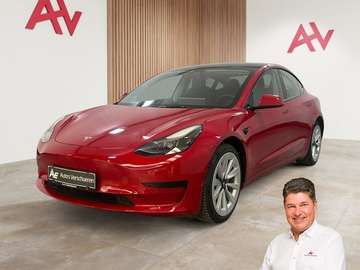 Standard Range Plus RWD ** Autopilot | Zetel/St...