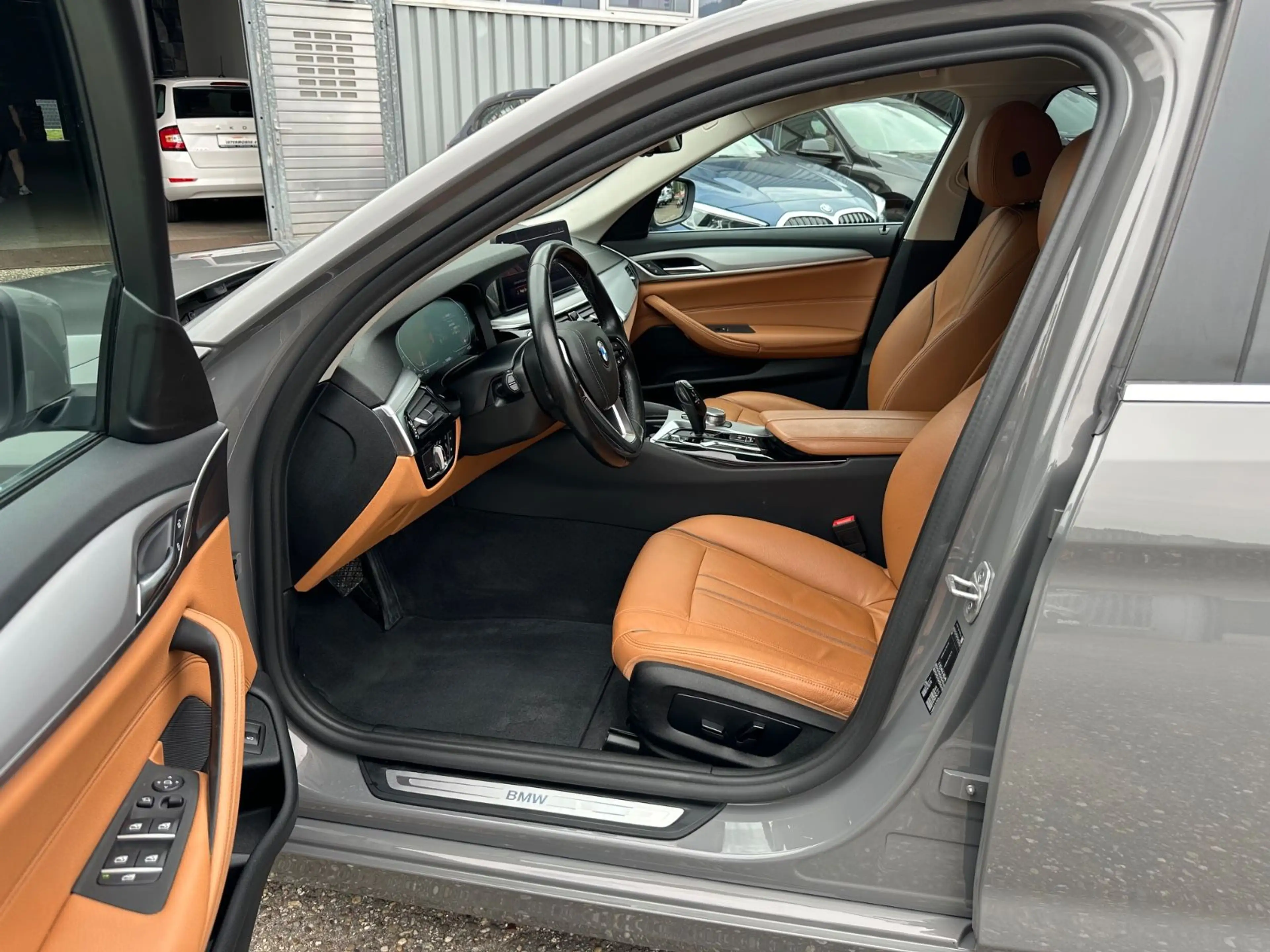 BMW 518 dA 2.0D VIRTUAL LED LEDER NAVI CAM ALU AHK ** — photo 15
