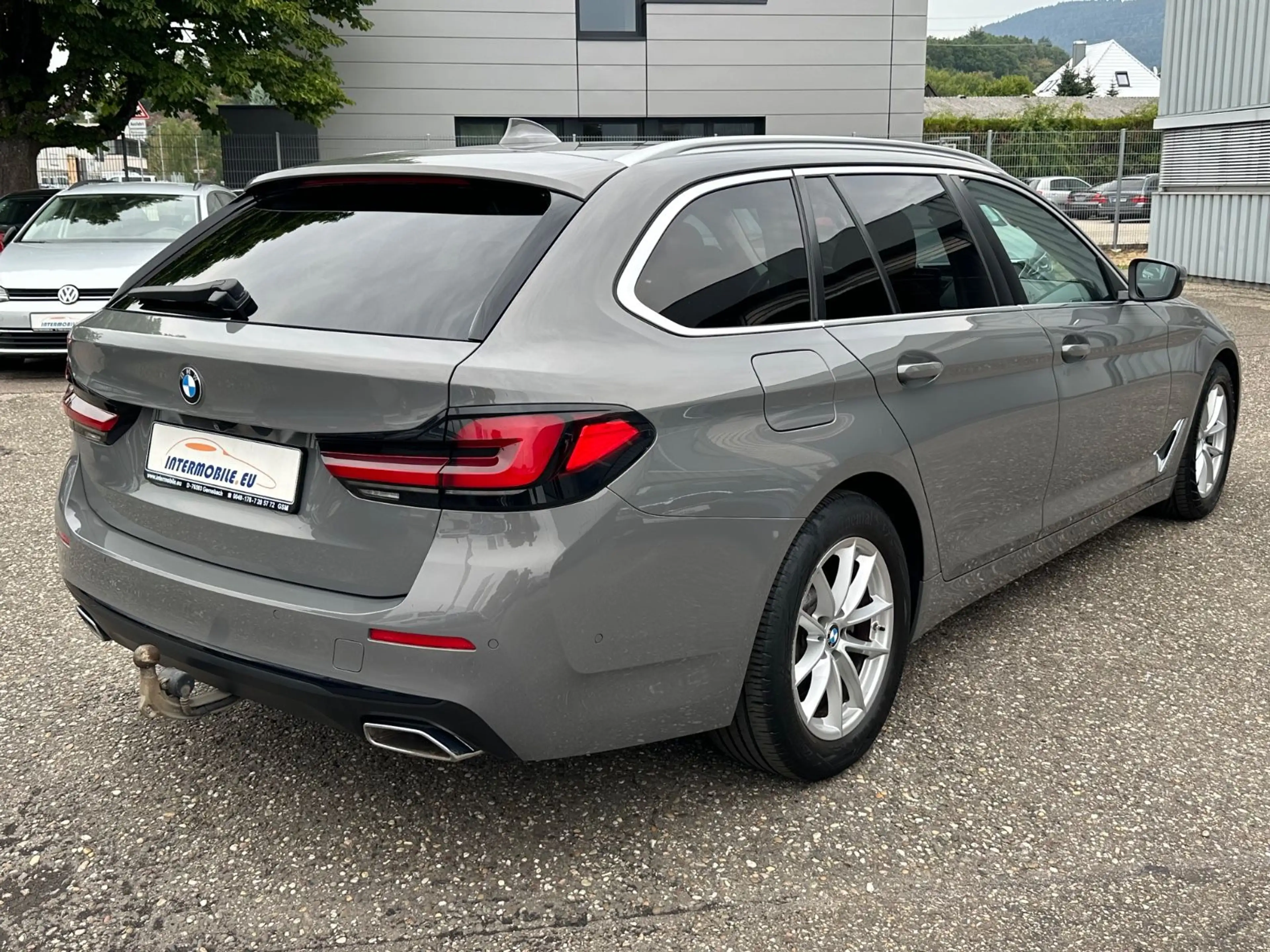 BMW 518 dA 2.0D VIRTUAL LED LEDER NAVI CAM ALU AHK ** — photo 5