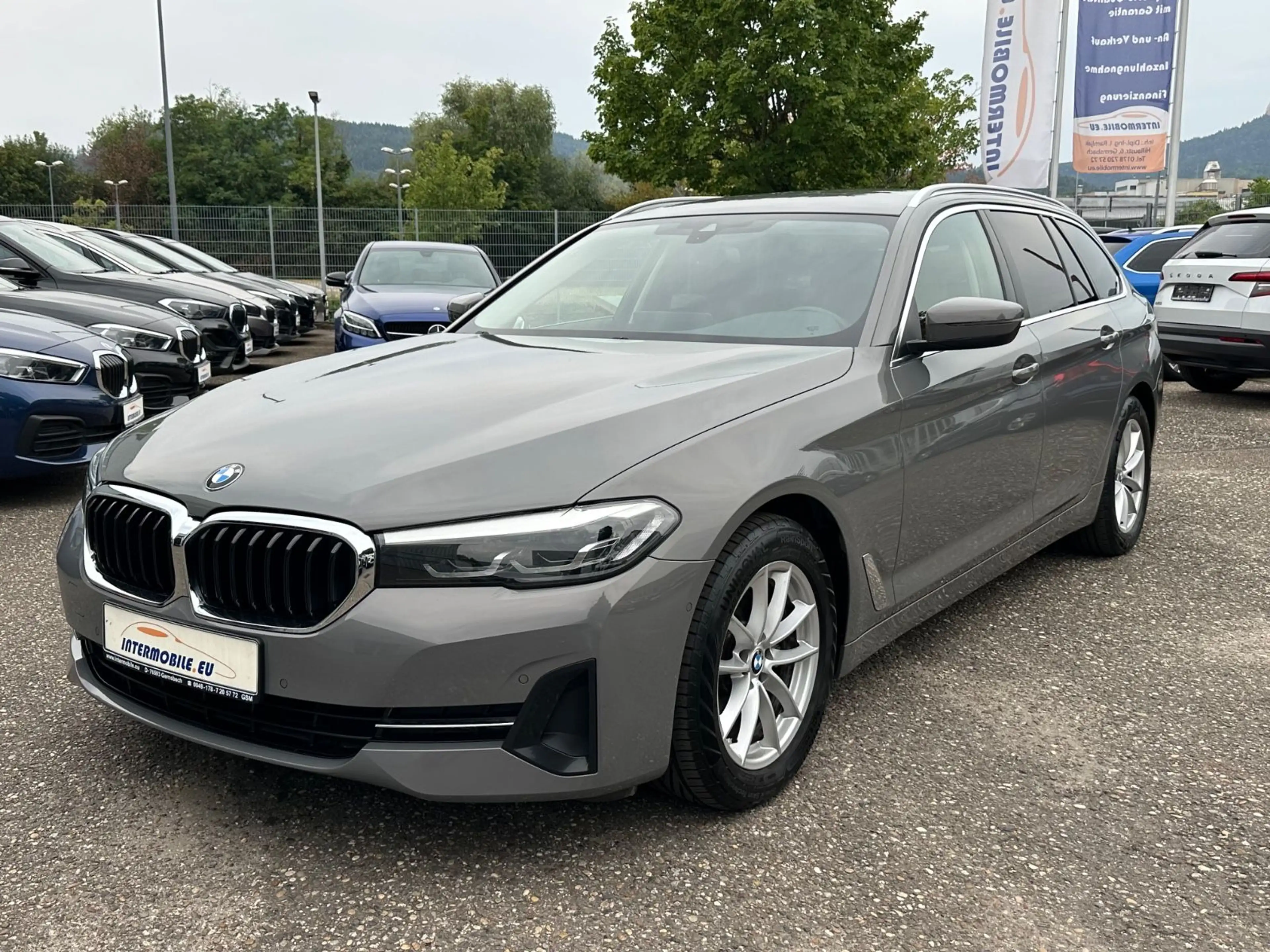 BMW 518 dA 2.0D VIRTUAL LED LEDER NAVI CAM ALU AHK **