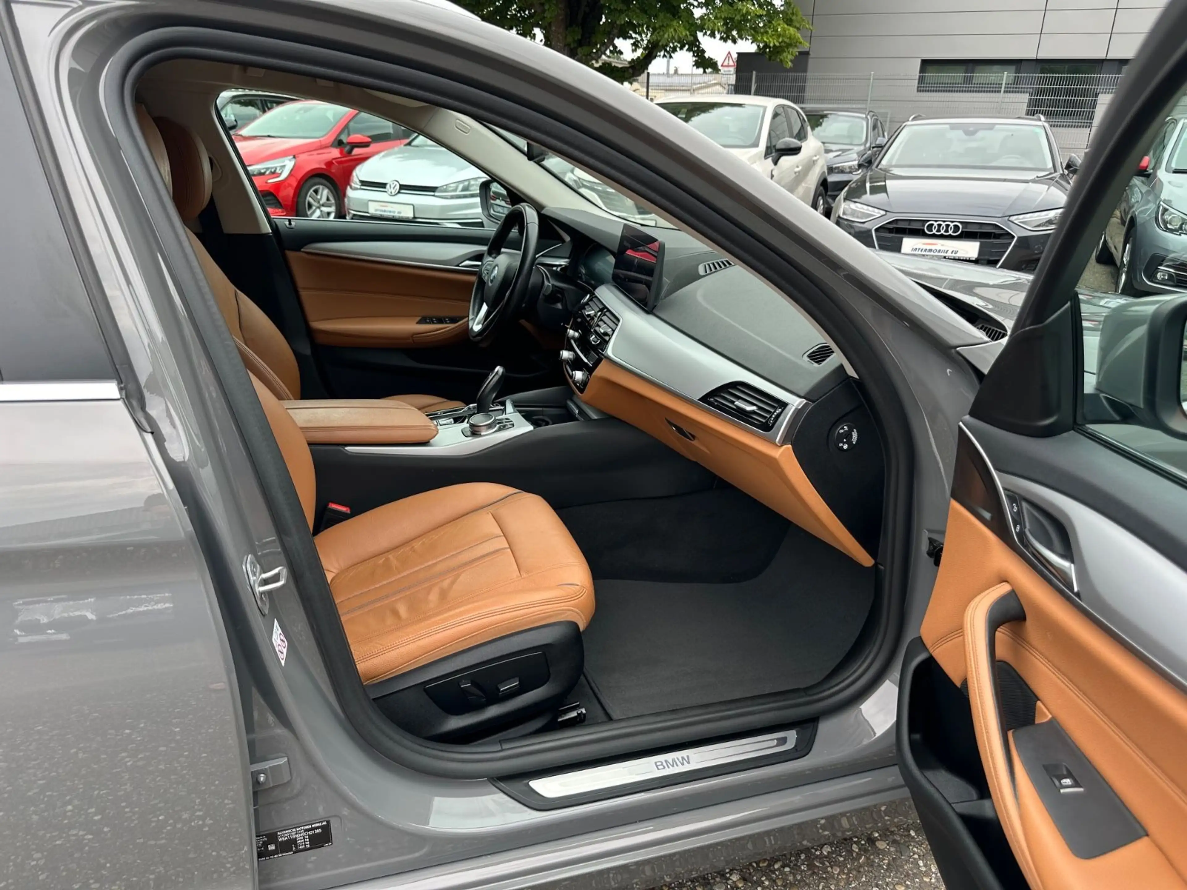 BMW 518 dA 2.0D VIRTUAL LED LEDER NAVI CAM ALU AHK ** — photo 13