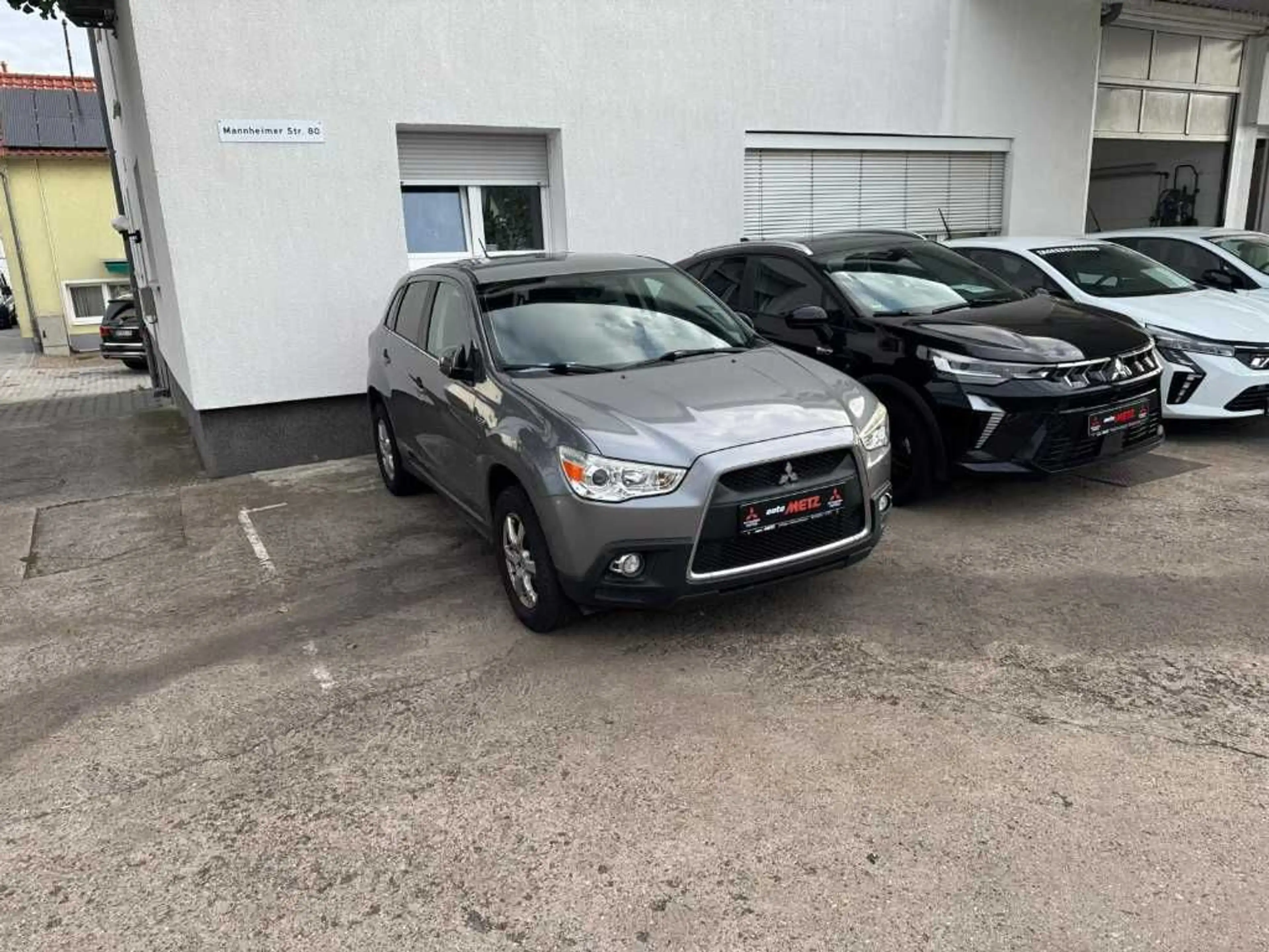 Mitsubishi ASX 1,6 Edition, Scheckheft gepflegt 8-Fach — photo 2