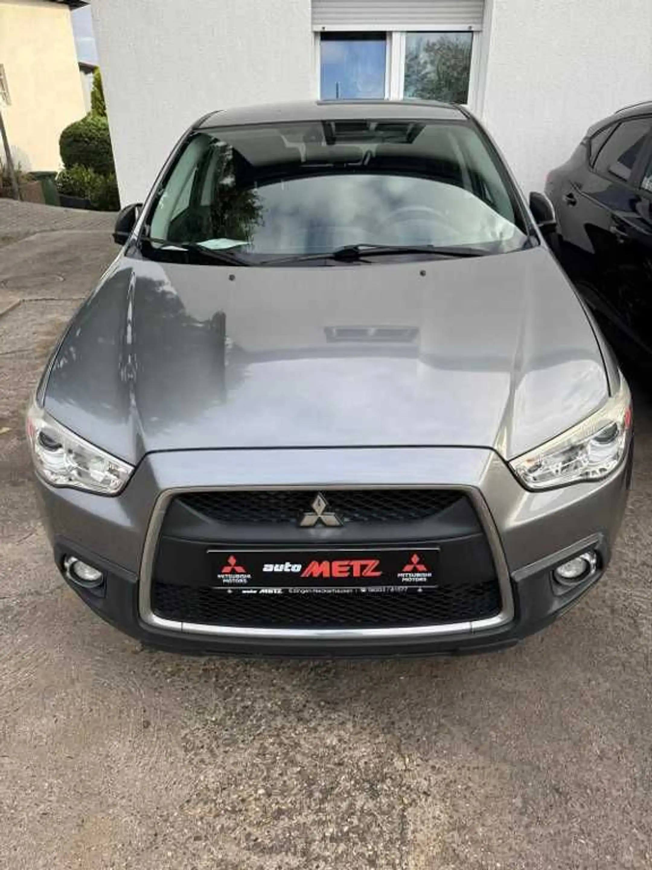 Mitsubishi ASX 1,6 Edition, Scheckheft gepflegt 8-Fach