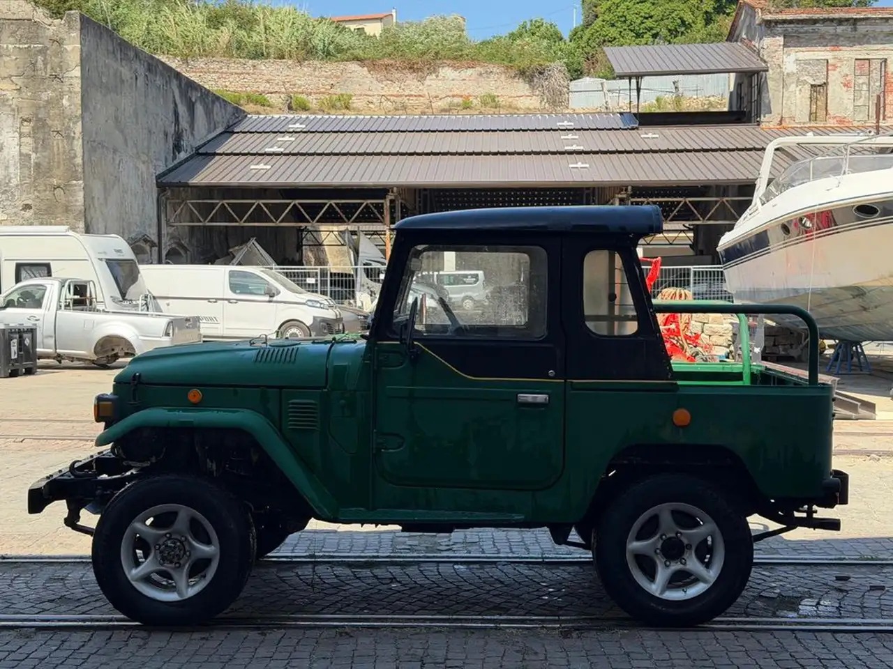 Toyota Land Cruiser BJ40, foto 2