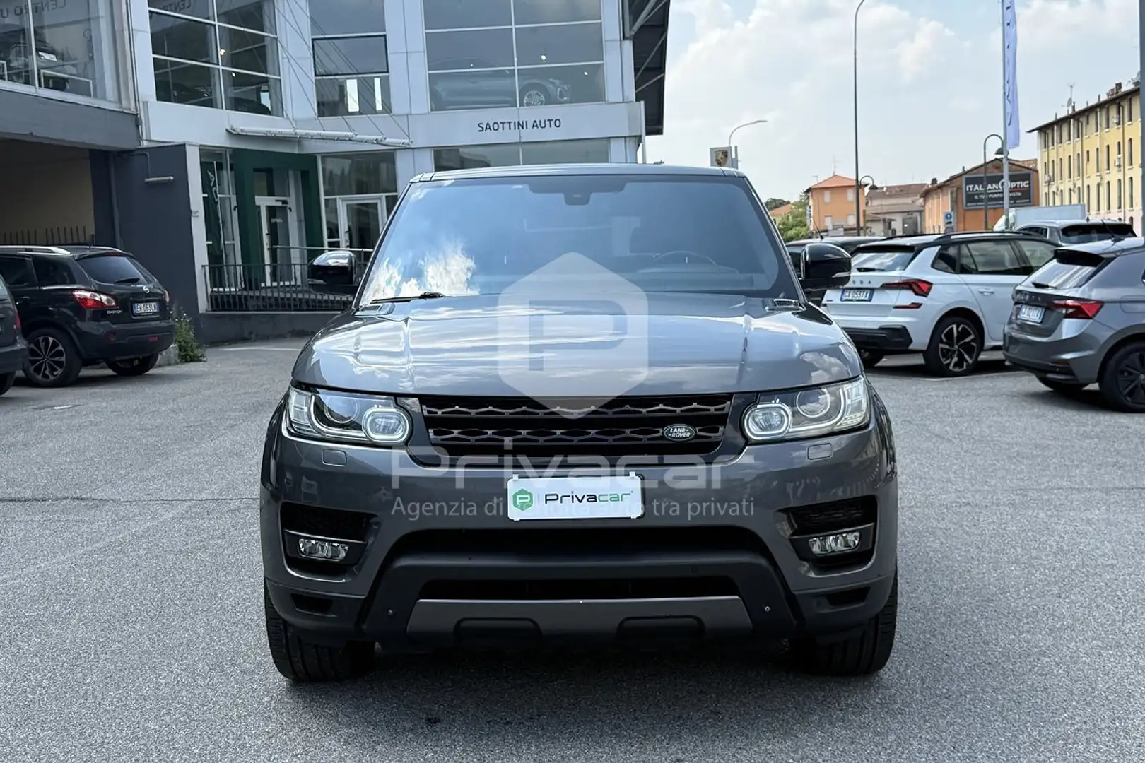 Land Rover Range Rover Sport Range Rover Sport 3.0 SDV6 HSE Dynamic Stříbrná - 2