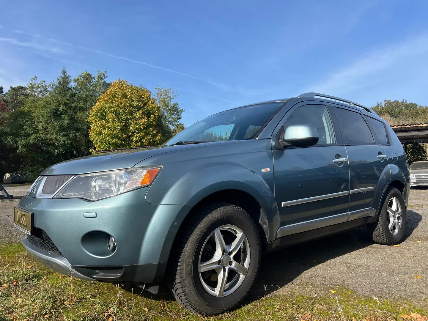 Mitsubishi Outlander 2.2 DI-D Instyle Vollausstattung 6-Gang Silber - 2