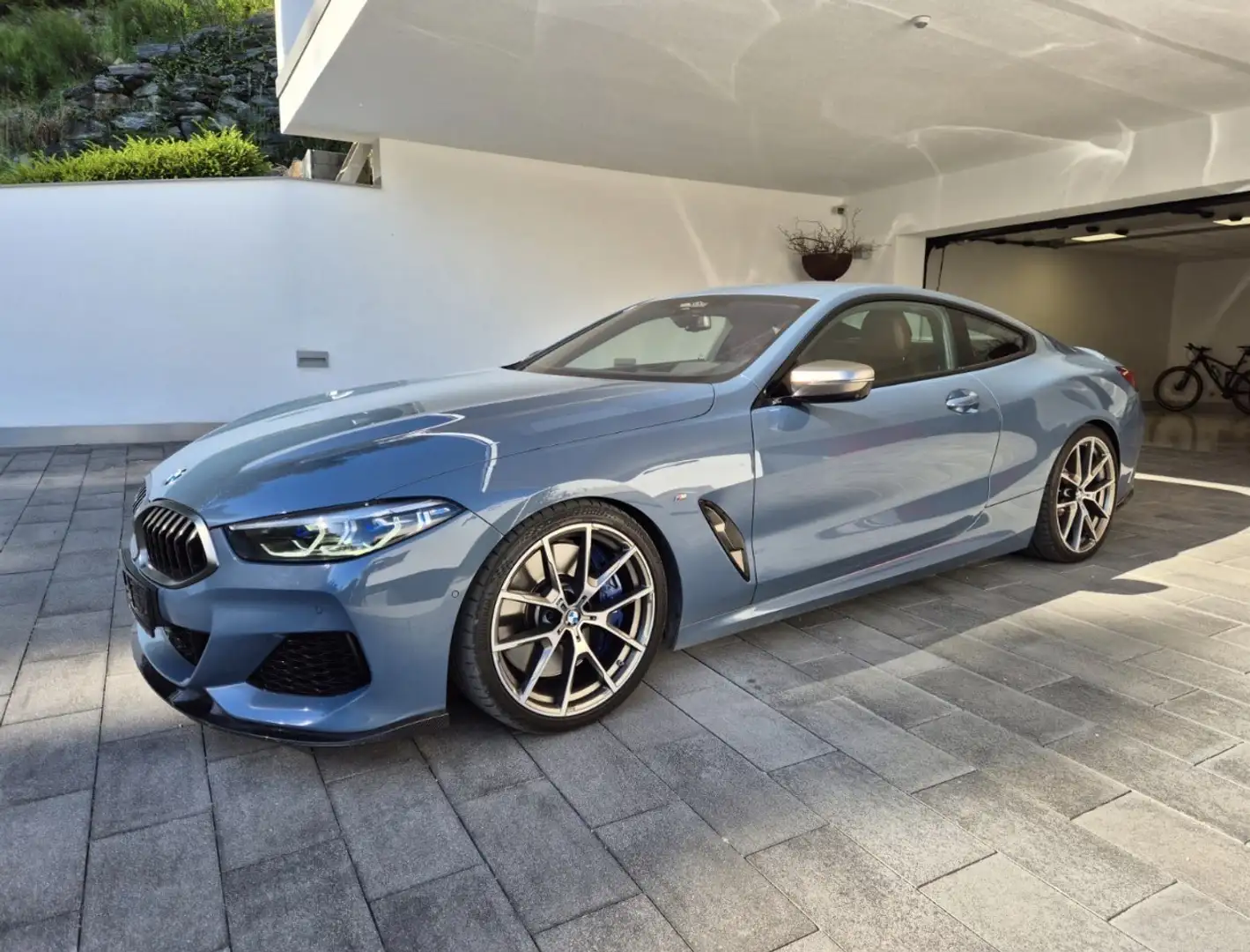 BMW M850 - 1
