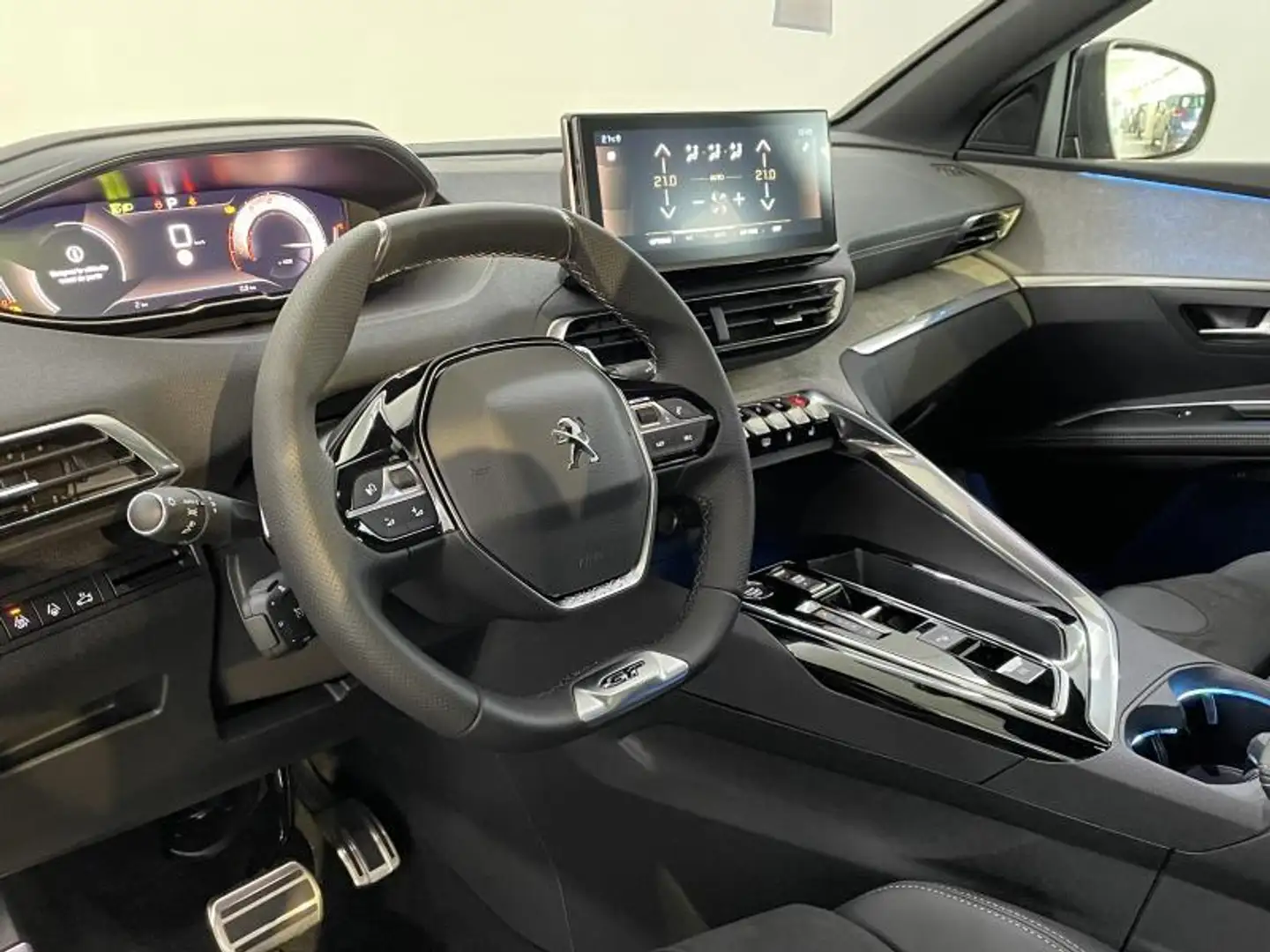 Peugeot 5008 GT - 7 PL. GPS CLIM LED Grau - 2