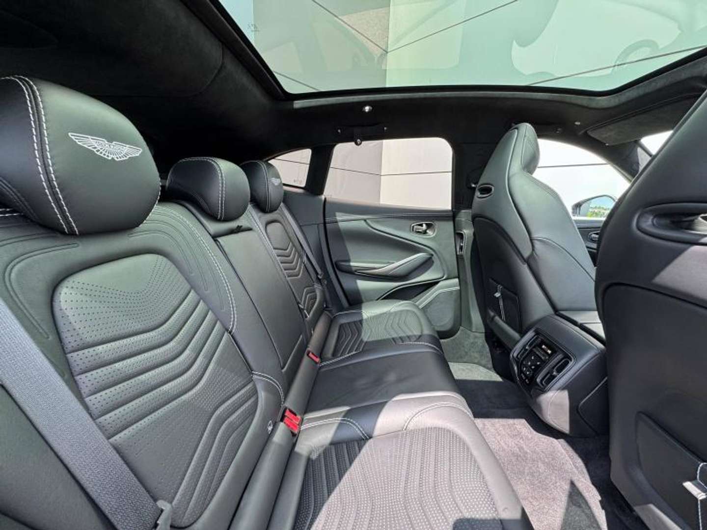 Aston Martin DBX 4.0 V8 Biturbo -  - Joinsteer - #4