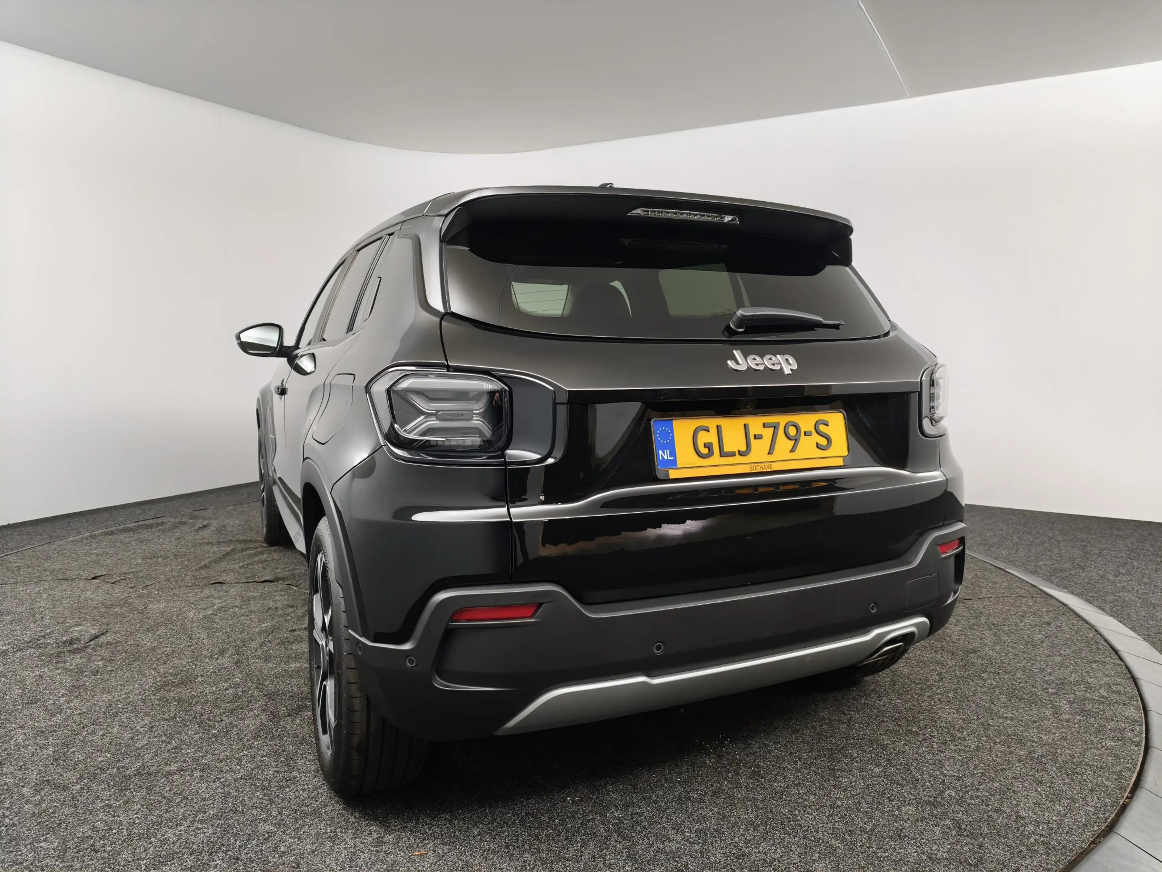 Jeep Avenger 1.2 e-Hybrid Summit | Panoramadak | Camera | Apple — photo 6