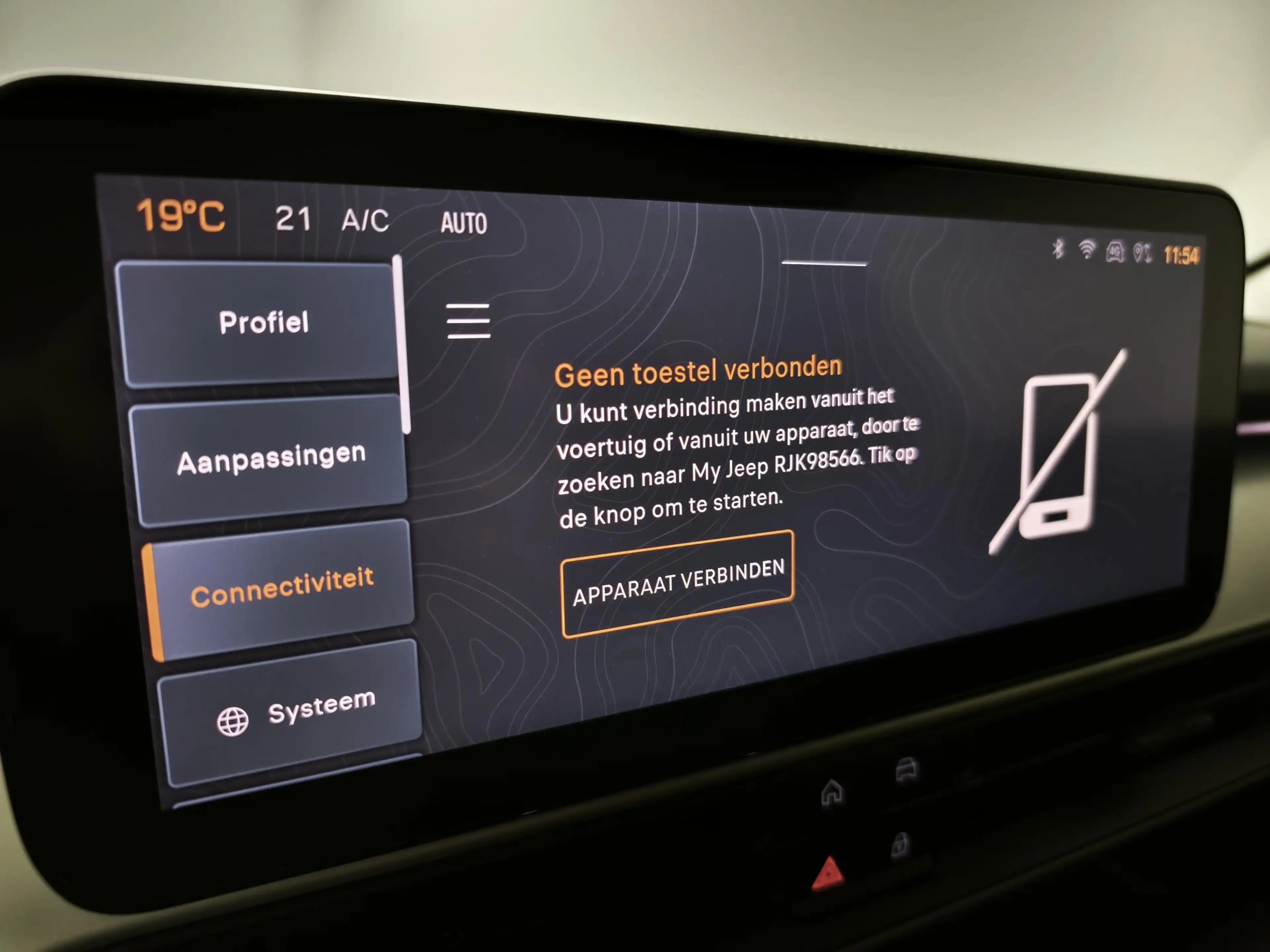 Jeep Avenger 1.2 e-Hybrid Summit | Panoramadak | Camera | Apple — photo 11