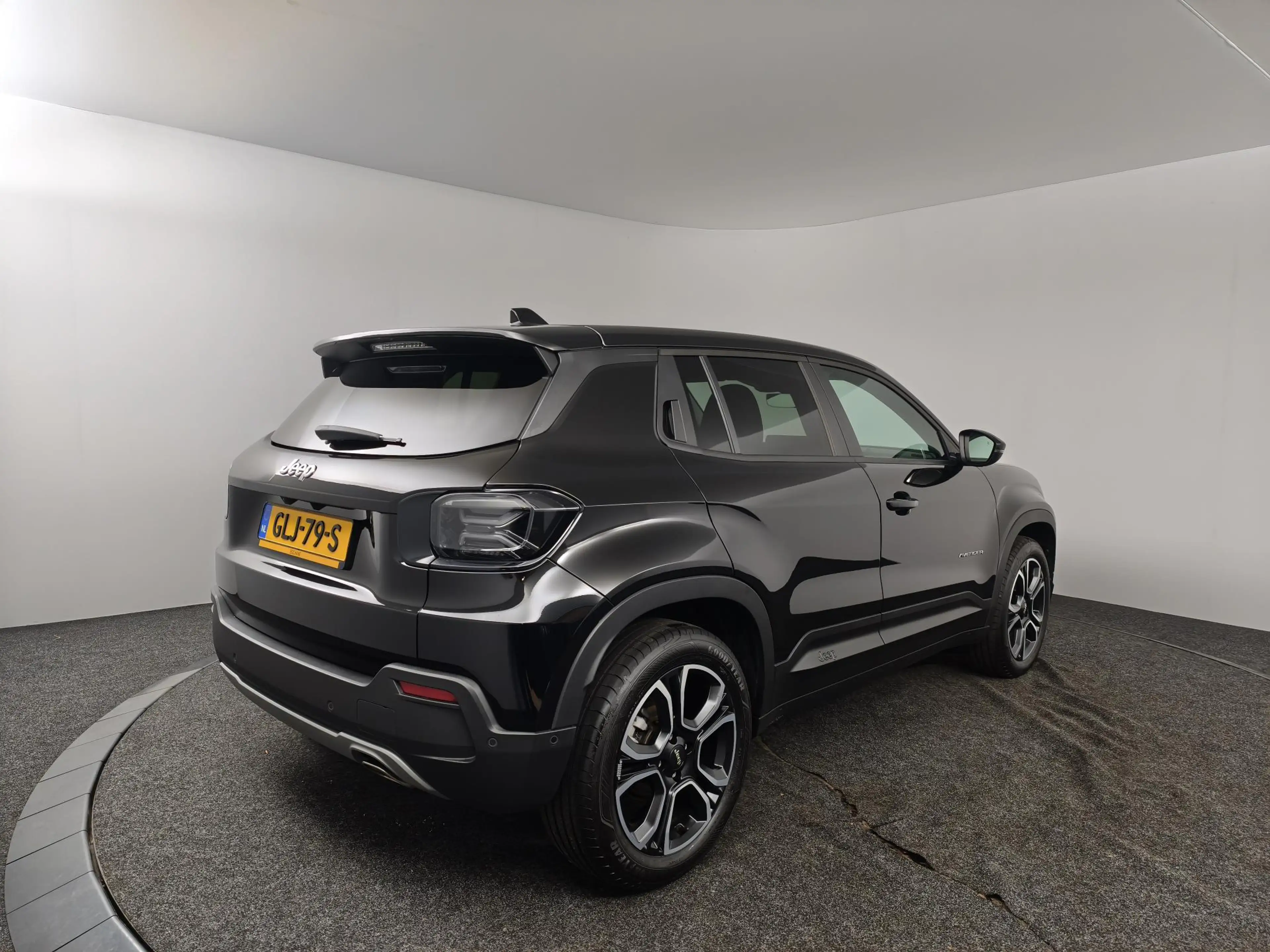 Jeep Avenger 1.2 e-Hybrid Summit | Panoramadak | Camera | Apple — photo 2