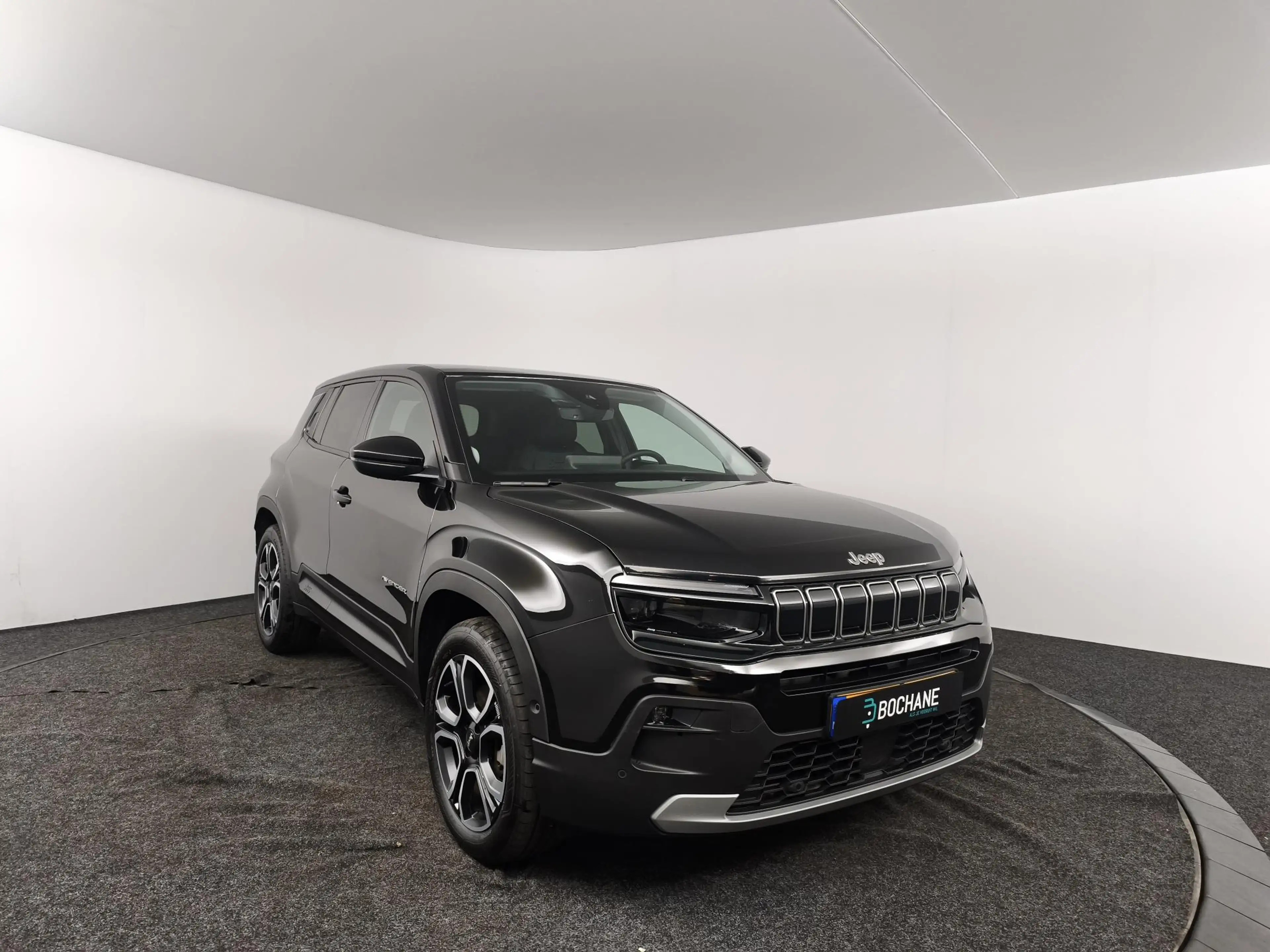 Jeep Avenger 1.2 e-Hybrid Summit | Panoramadak | Camera | Apple — photo 5