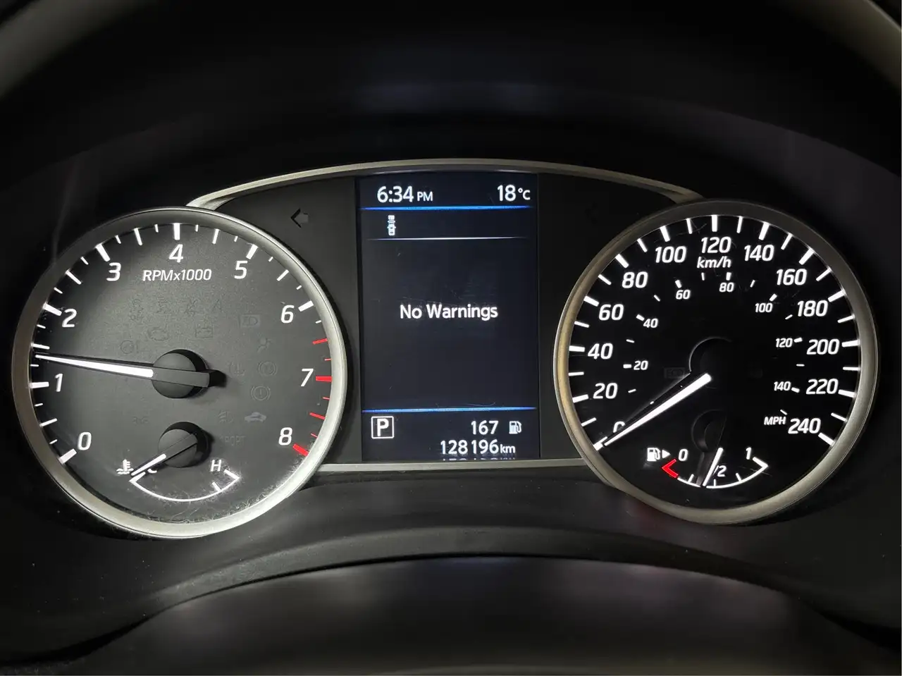 Nissan Sentra снимка Nissan Sentra
