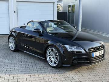 Roadster Quattro