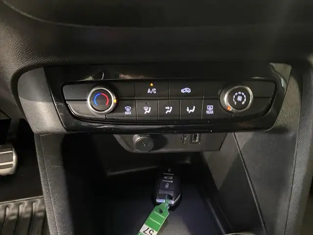 Opel Corsa view 11