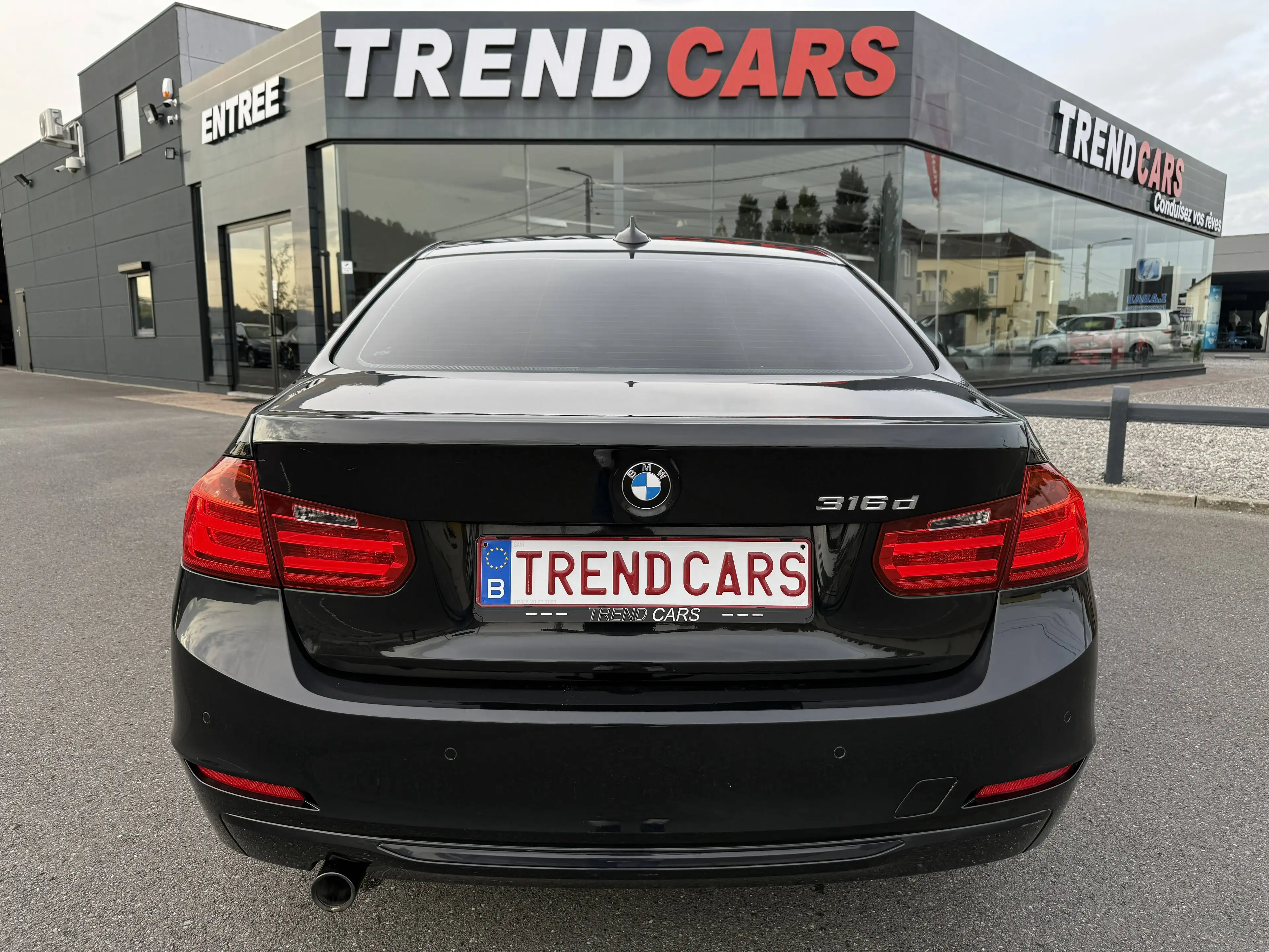 BMW 316 316D AUT.PACK SPORT SIEGE CUIR CHAUFFANT CUIR GA 1AN — photo 9