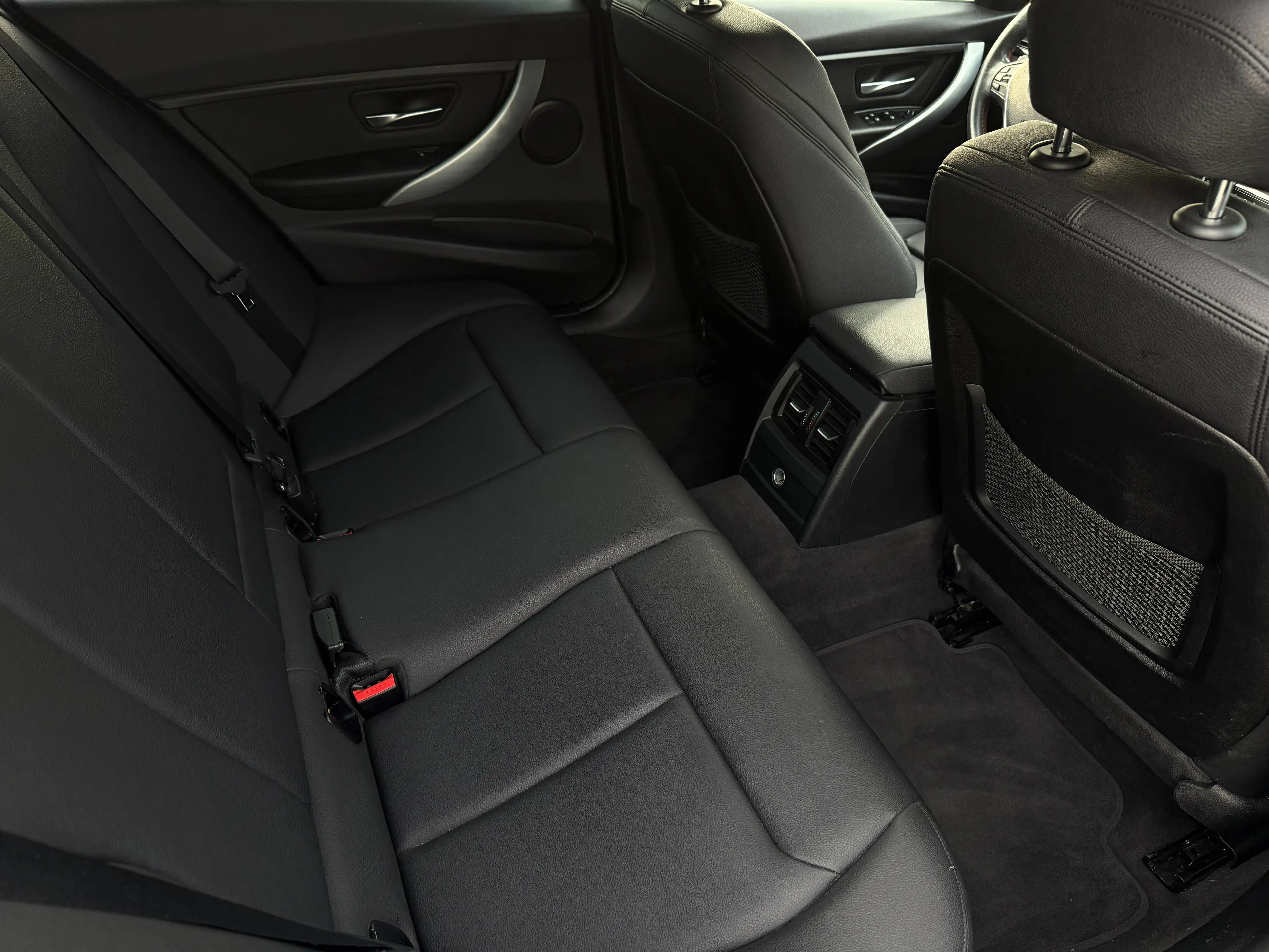 BMW 316 316D AUT.PACK SPORT SIEGE CUIR CHAUFFANT CUIR GA 1AN — photo 13