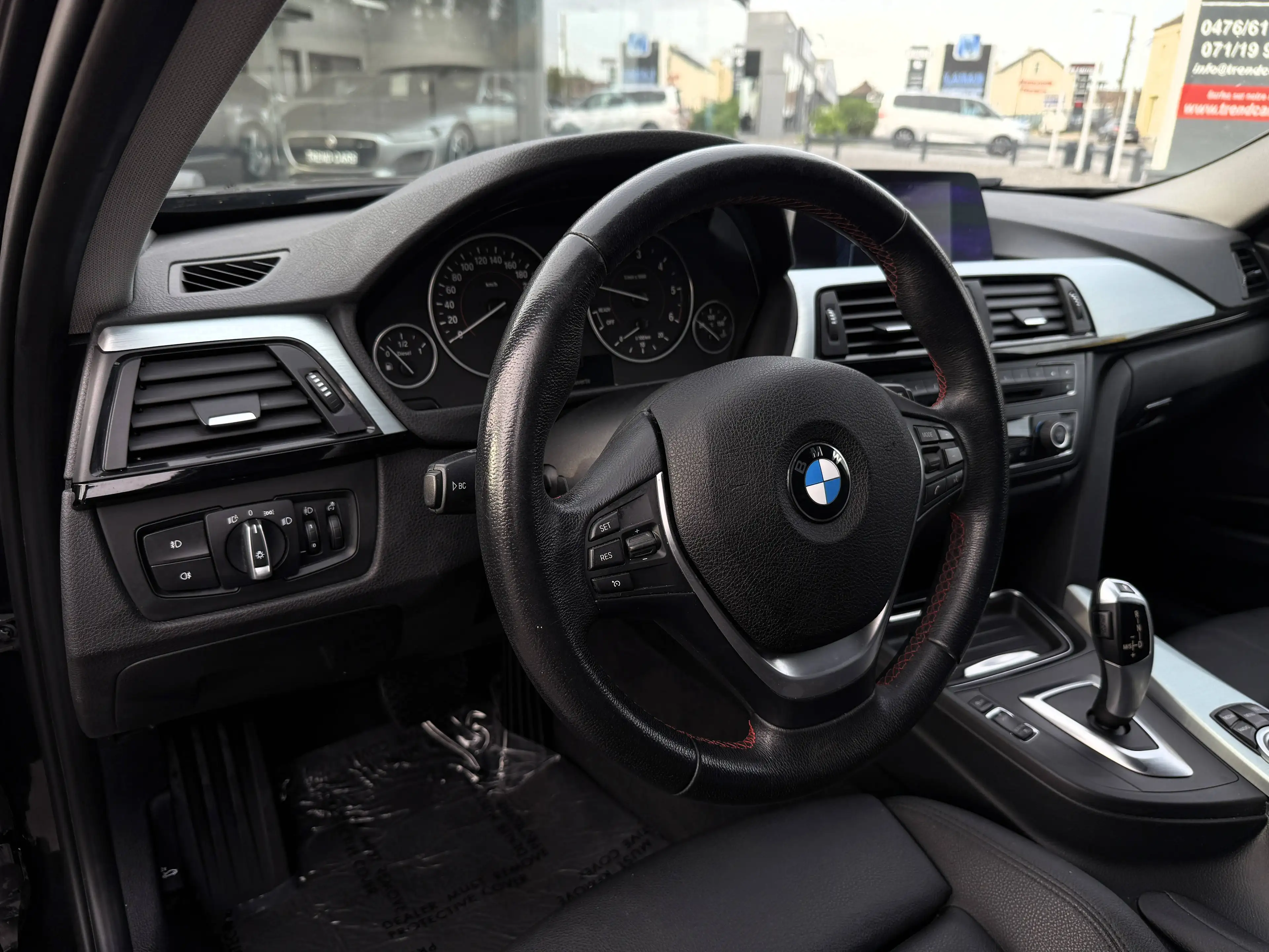 BMW 316 316D AUT.PACK SPORT SIEGE CUIR CHAUFFANT CUIR GA 1AN — photo 11