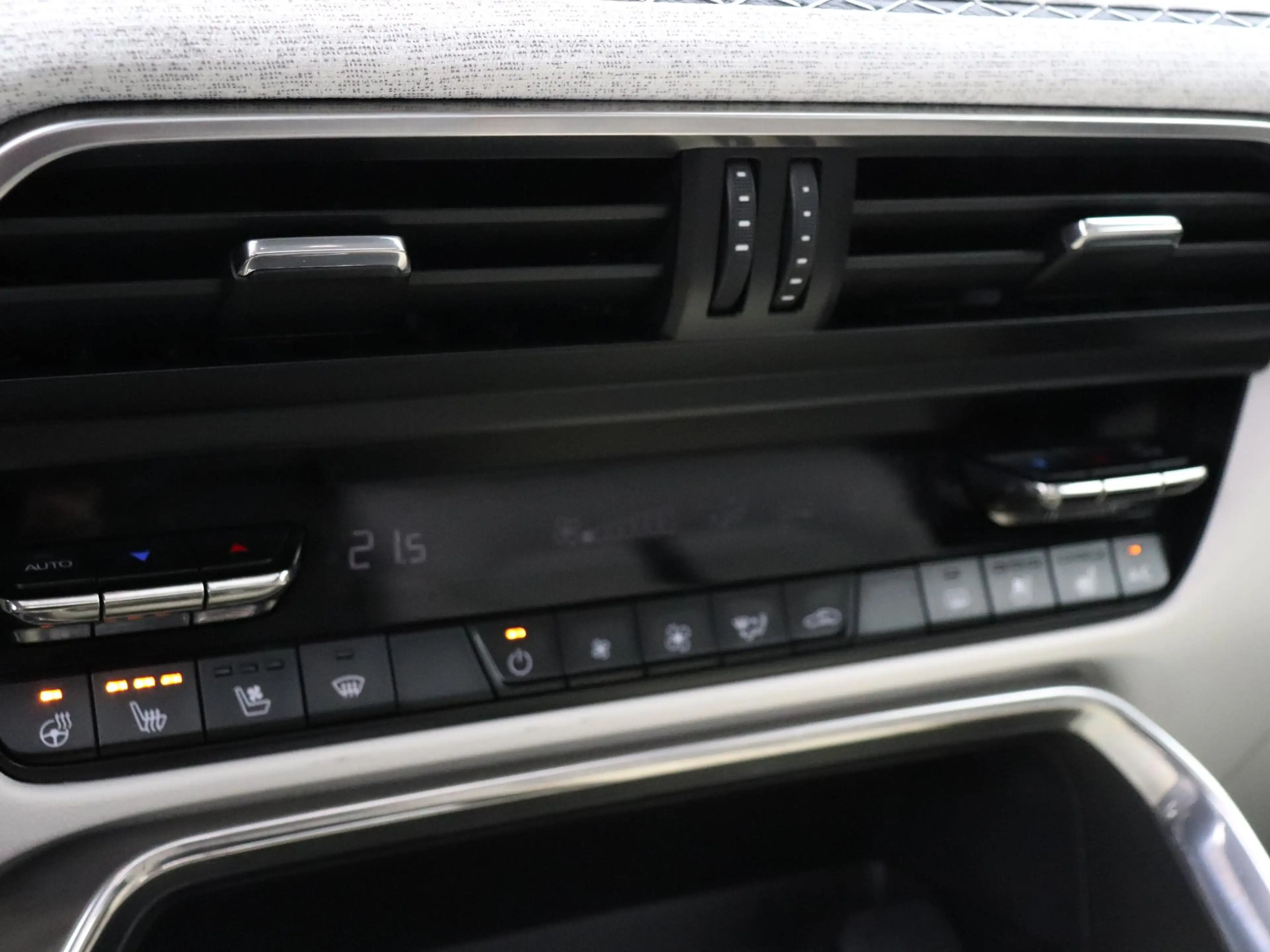 Mazda CX-60 2.5 e-SkyActiv PHEV Takumi AUT | LEER | PANORAMA S — photo 18