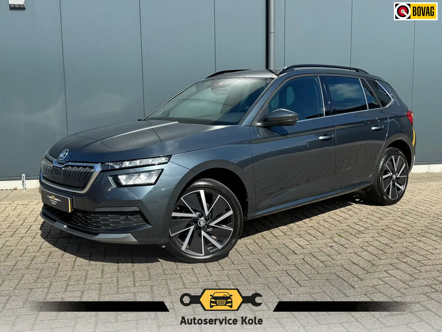 Skoda Kamiq 1.0 TSI * Sportline * Panoramadak * Visueel Cockpi Šedá - 1