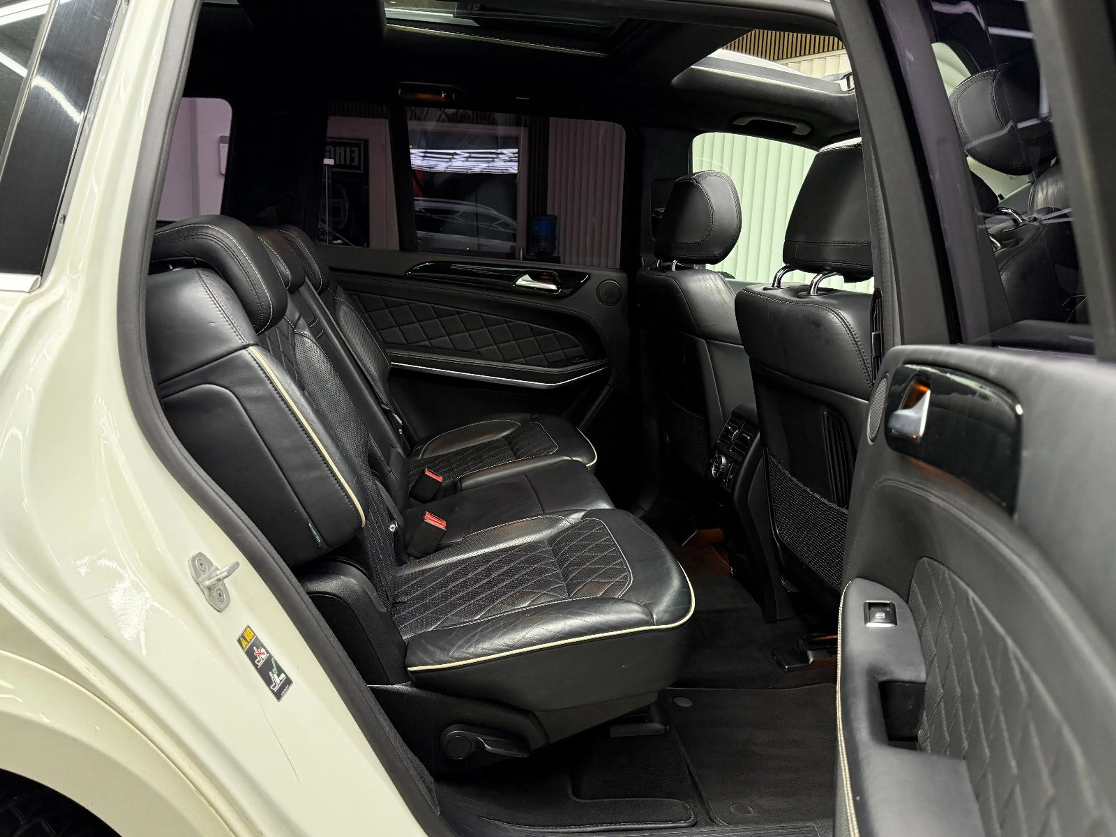 Mercedes-Benz GL 350 d 4Matic / AMG-Line designo 360° Harman — photo 15