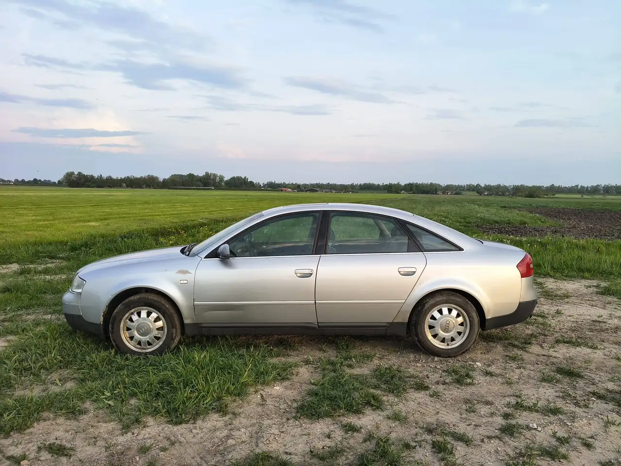 Audi A6 2.4 5V Advance, foto 8
