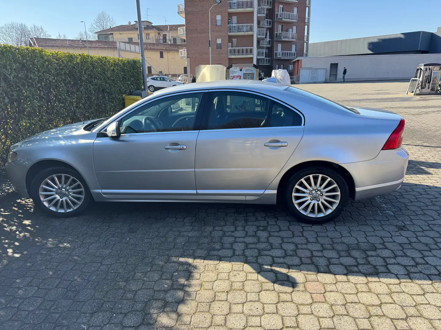 Volvo S80 S80 II 2006 2.4 d5 Kinetic 185cv Plateado - 1
