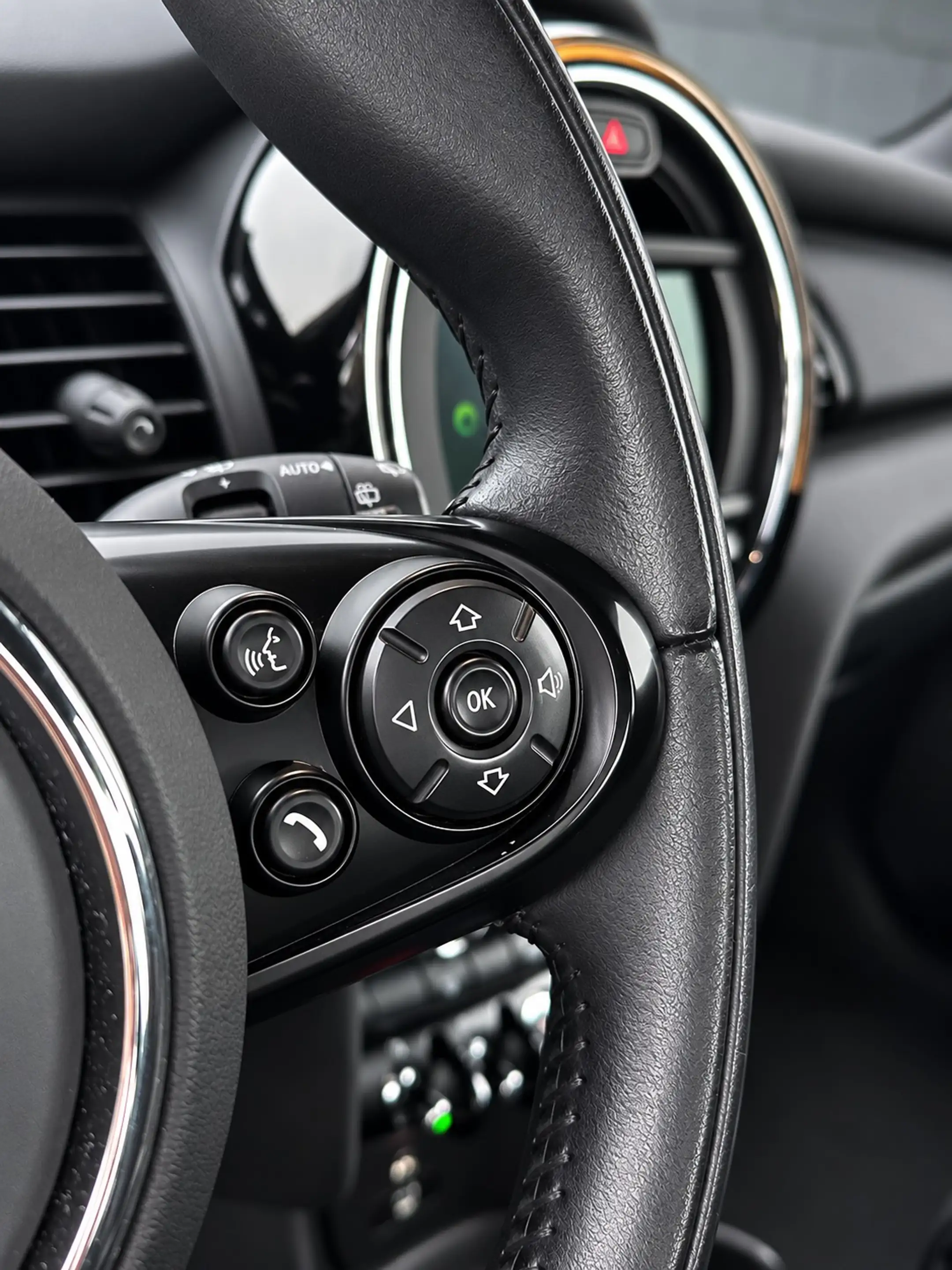 MINI One Mini 1.5 One 1 HAND FULL CARNET CARPASS NAVI PDC GPS — photo 5