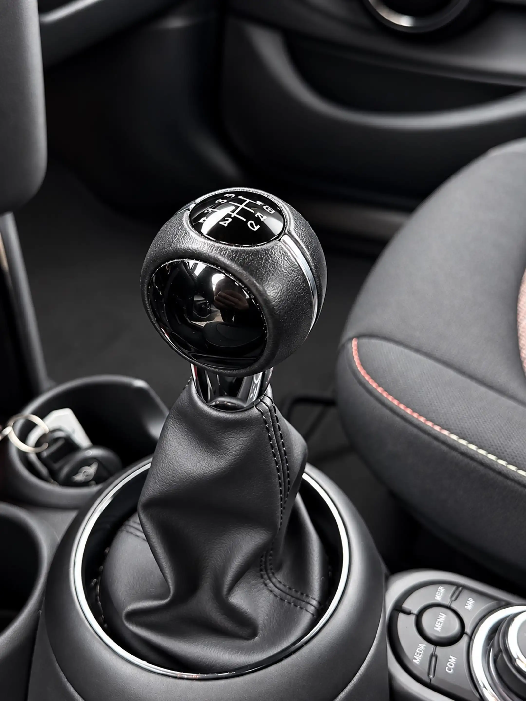 MINI One Mini 1.5 One 1 HAND FULL CARNET CARPASS NAVI PDC GPS — photo 7