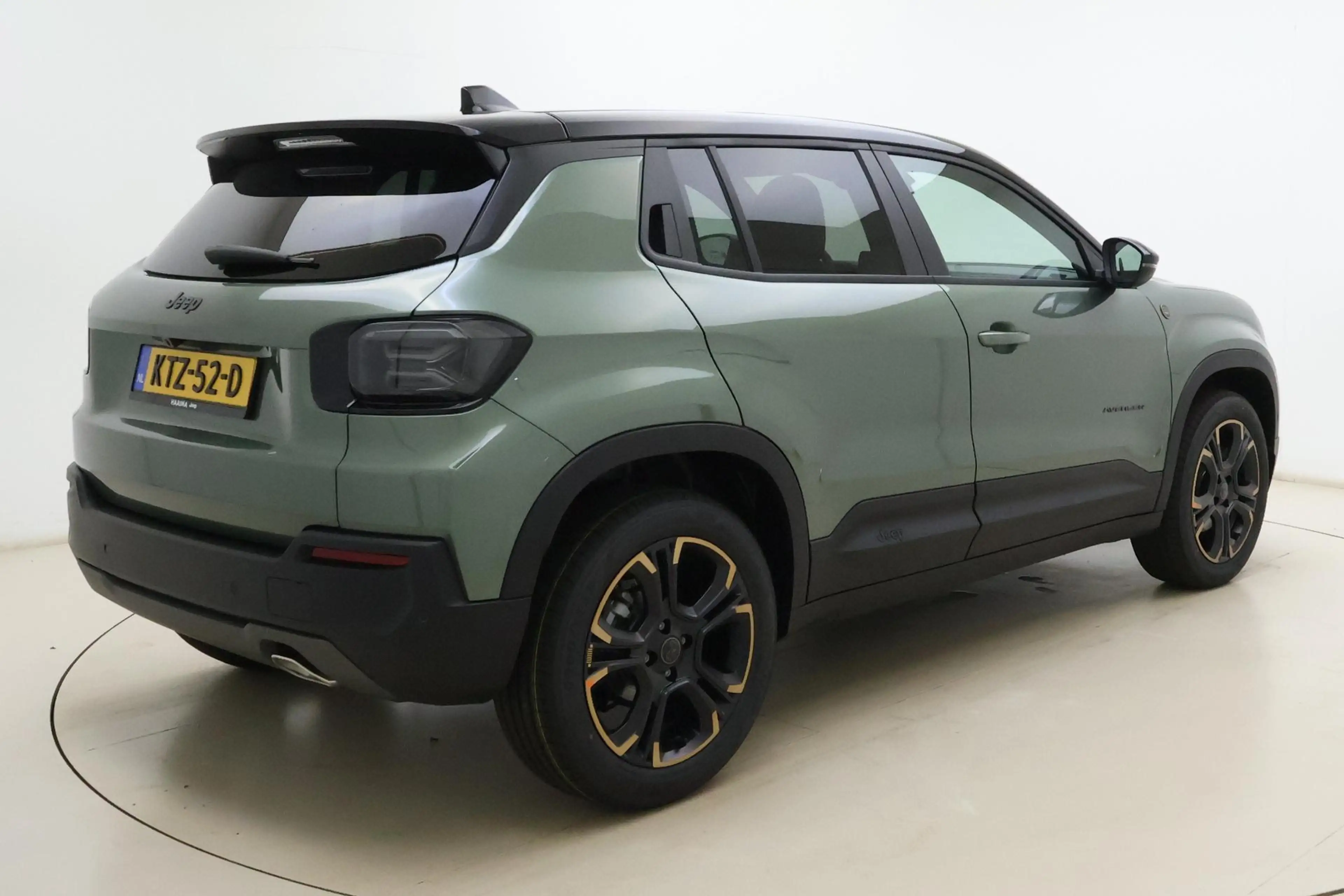 Jeep Avenger e-Hybrid 85th Anniversary | Limited editie | Facel — photo 2