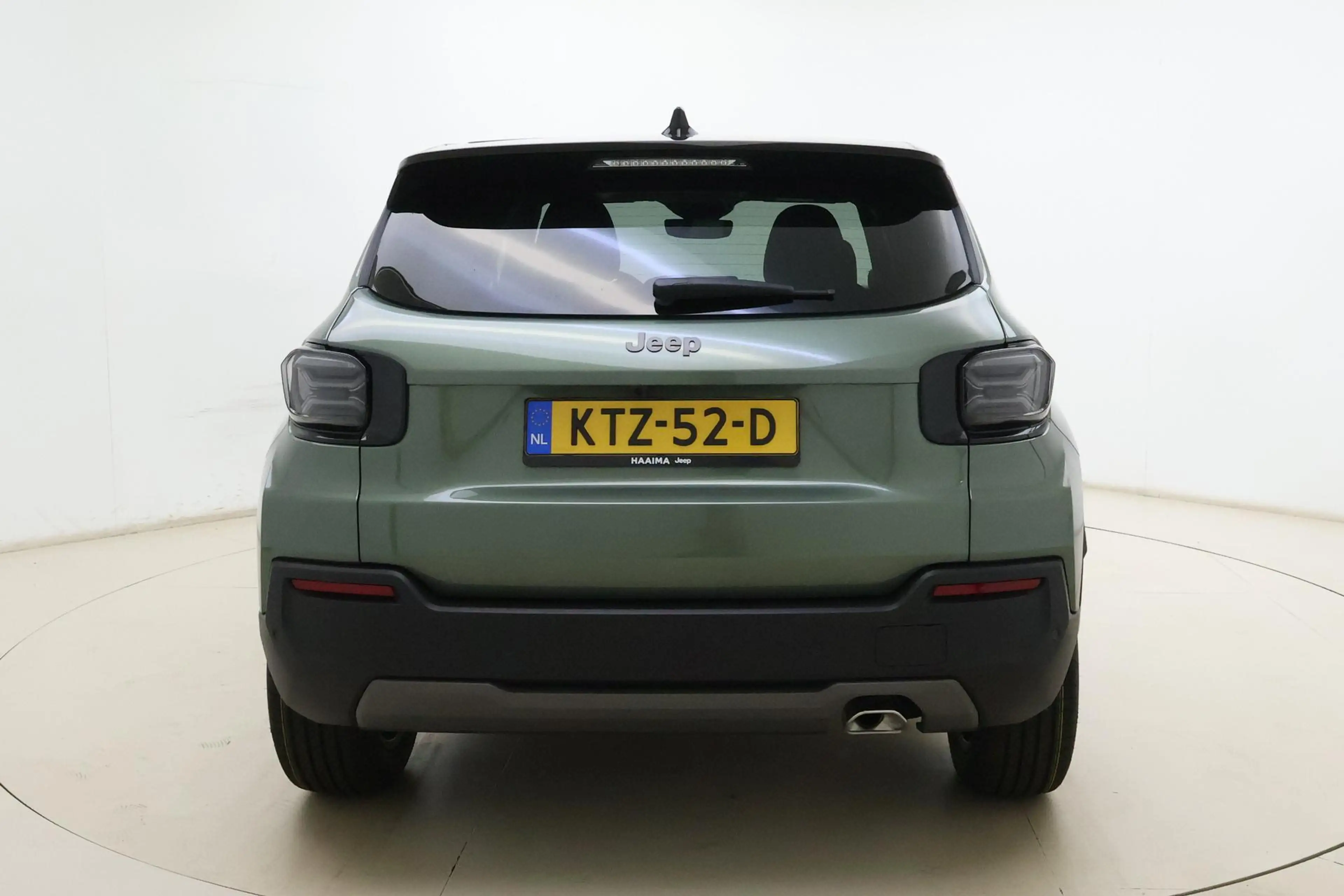 Jeep Avenger e-Hybrid 85th Anniversary | Limited editie | Facel — photo 11