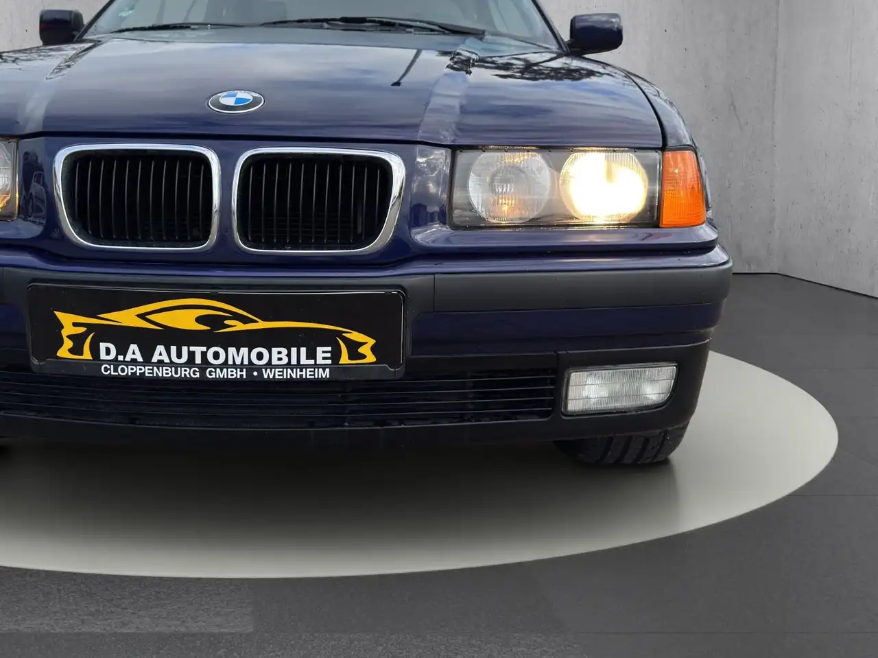 BMW 320 °6 Zylinder°SHZ°Vollleder°Scheckheft°2Hand°, foto 9