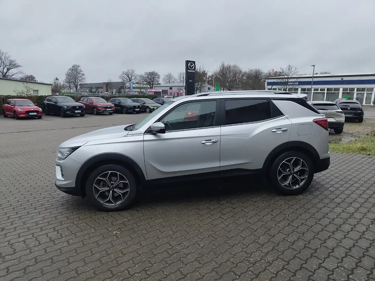 SsangYong Korando Sapphire 4x2 Silber - 2