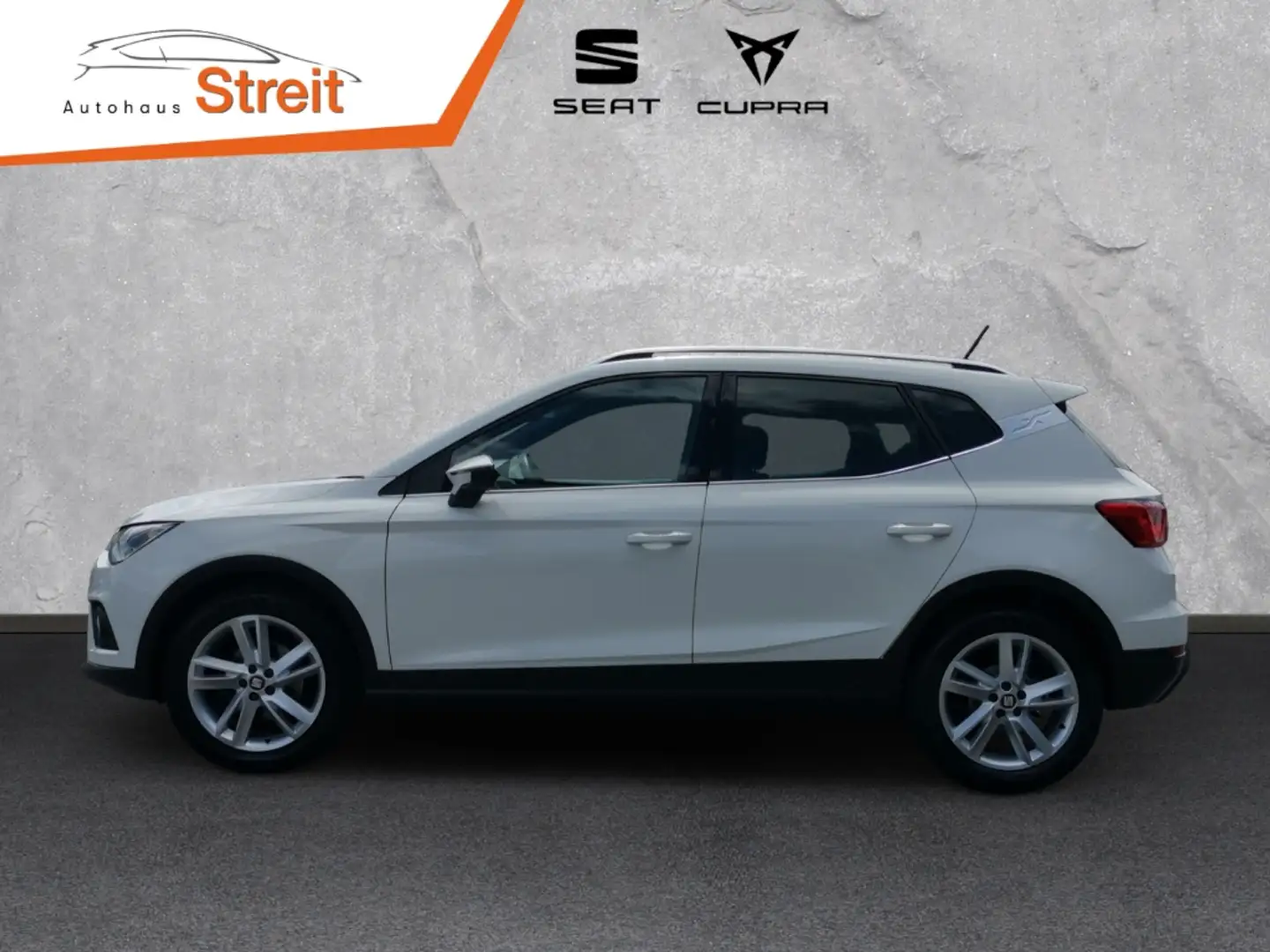 SEAT Arona FR BEATS 1.5 TSI 110 kW 7-Gang DSG AHK-abnehmbar N Weiß - 2