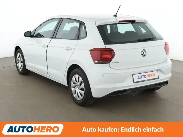 Volkswagen Polo view 4