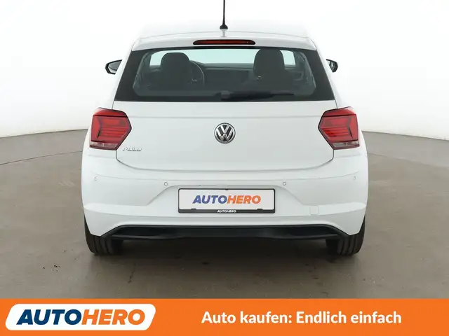 Volkswagen Polo view 5