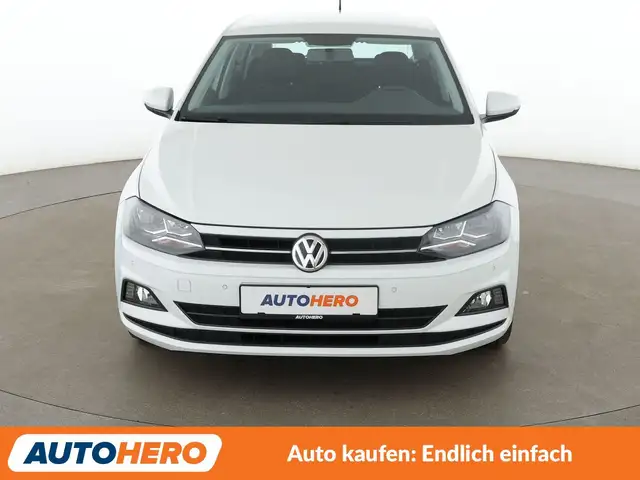 Volkswagen Polo view 9
