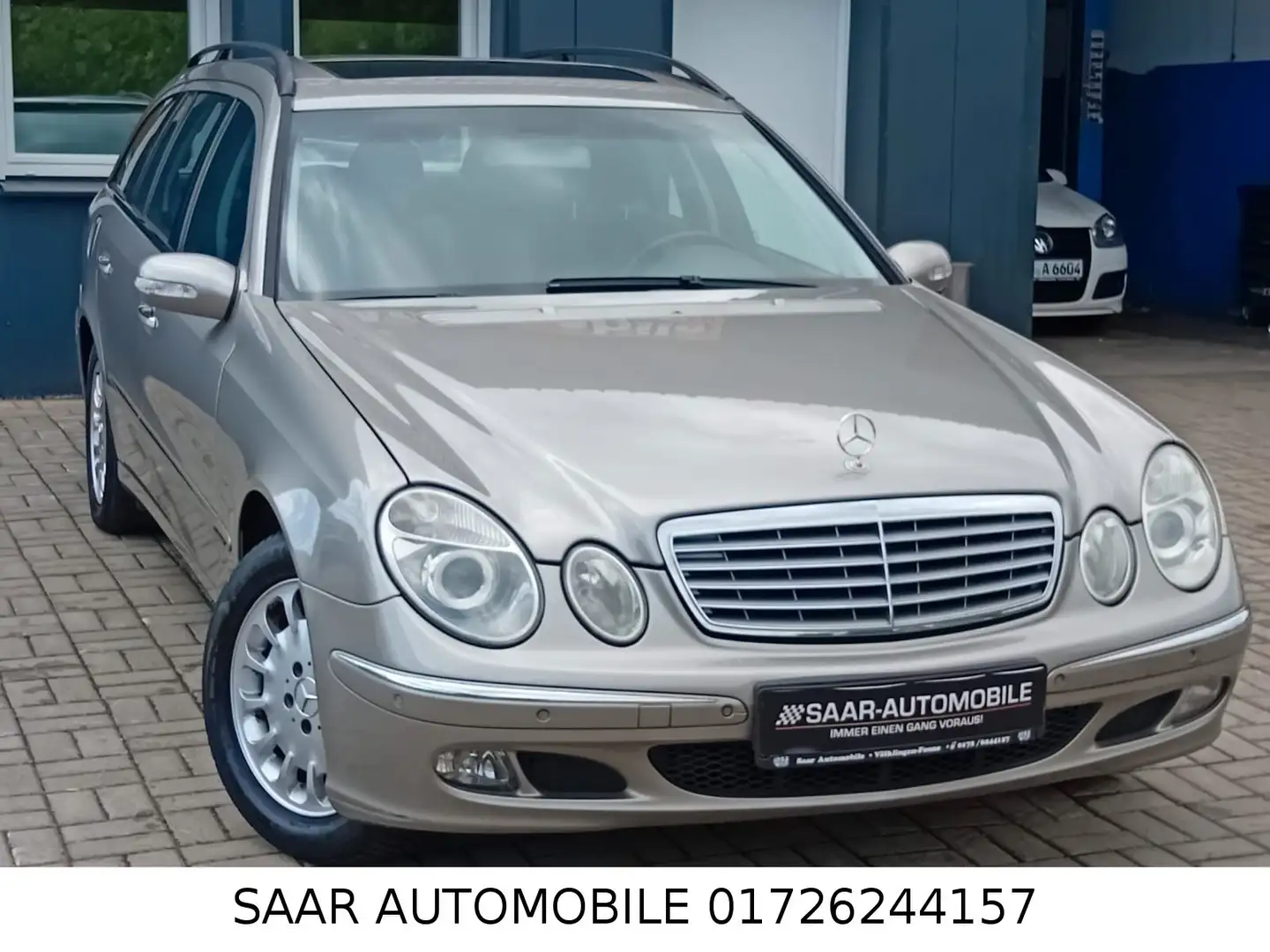 Mercedes-Benz E 200 E -Klasse T-Modell AUTOMATIK/KLIMA/EURO4 Silber - 1