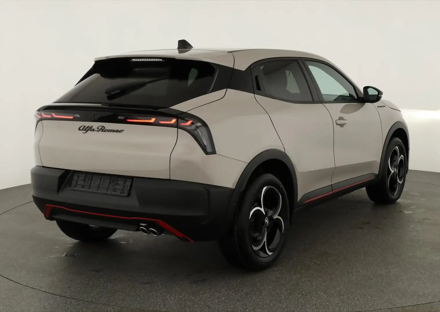 Alfa Romeo Junior Ibrida 1.2 VGT 48V-Hybrid (100kW) Speciale Spec... Bej - 1