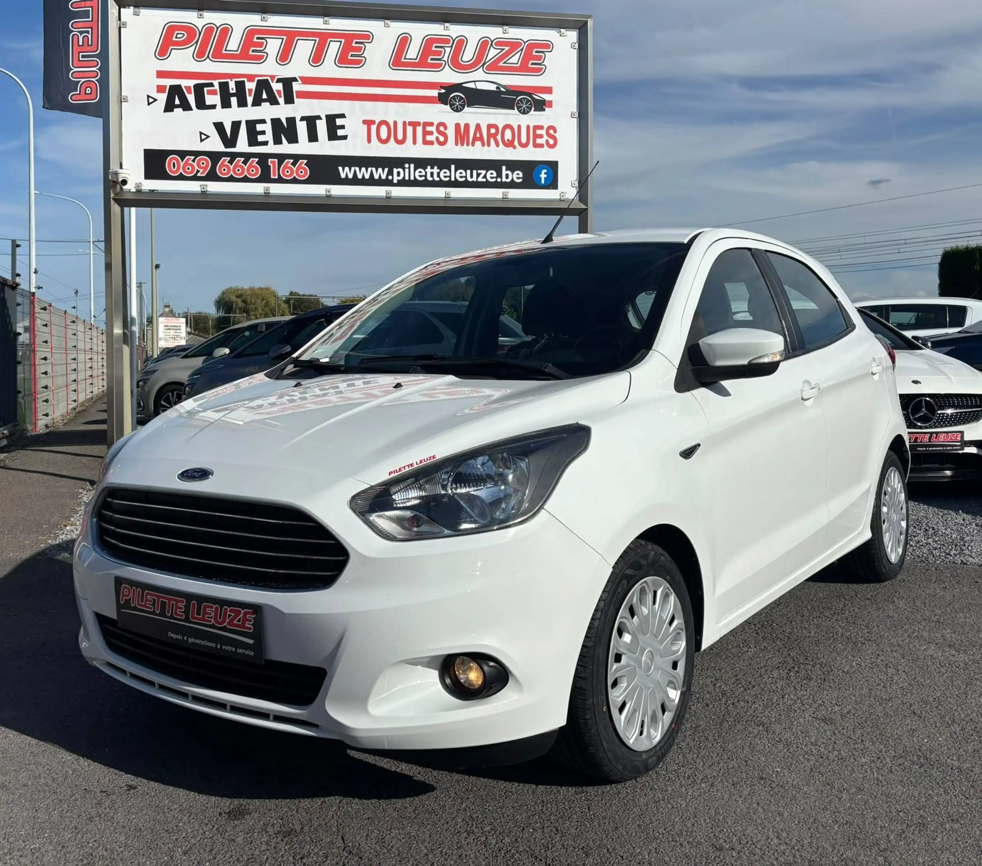 Ford Ka/Ka+ CLIM / EURO 6B/ 5 PORTES/ CONFORD++++