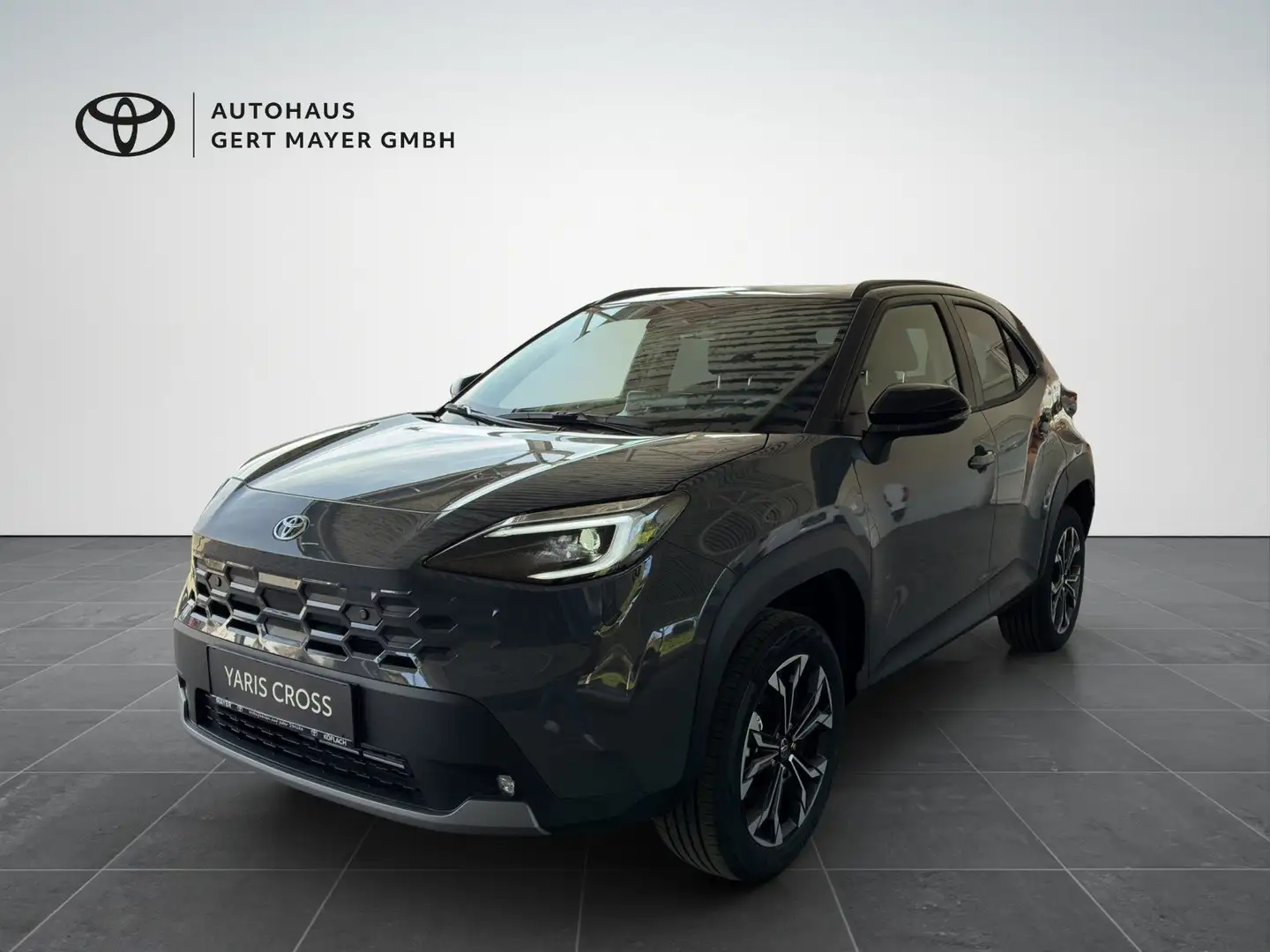 Toyota Yaris Cross Teamplayer 2WD - 2