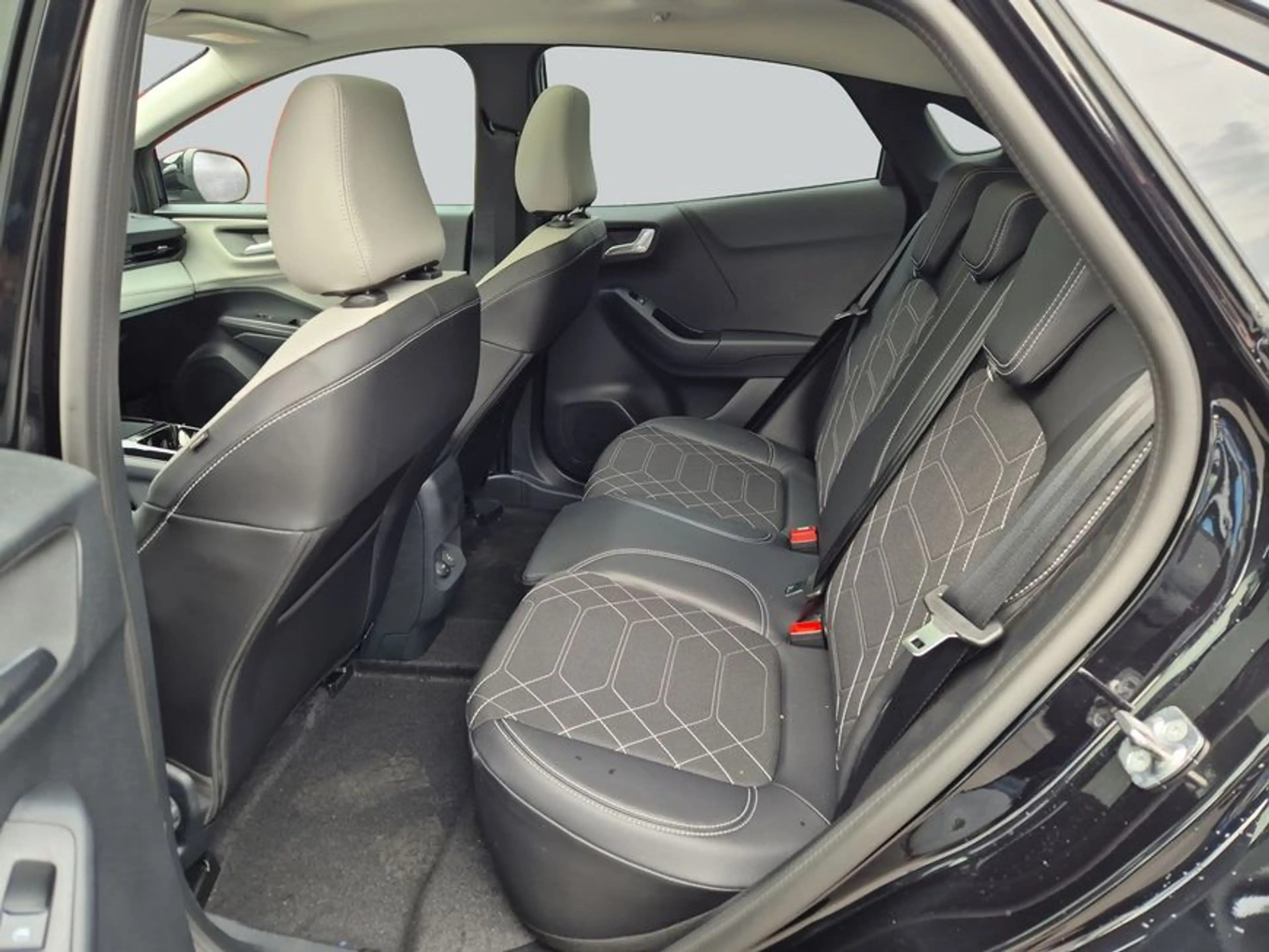 Ford Puma Gen-E Premium 168PS Pano MatrixLED — photo 12